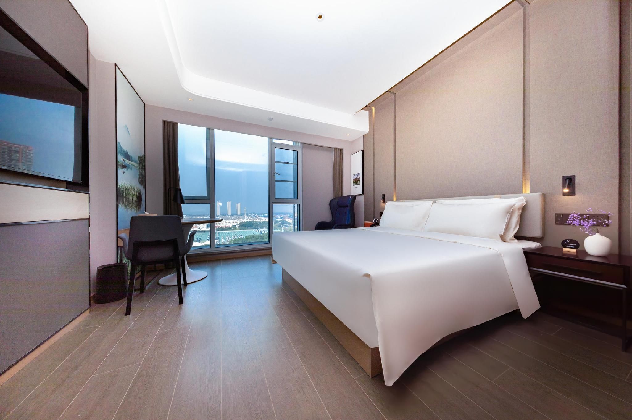 Executive room, Guest room, 1 Queen