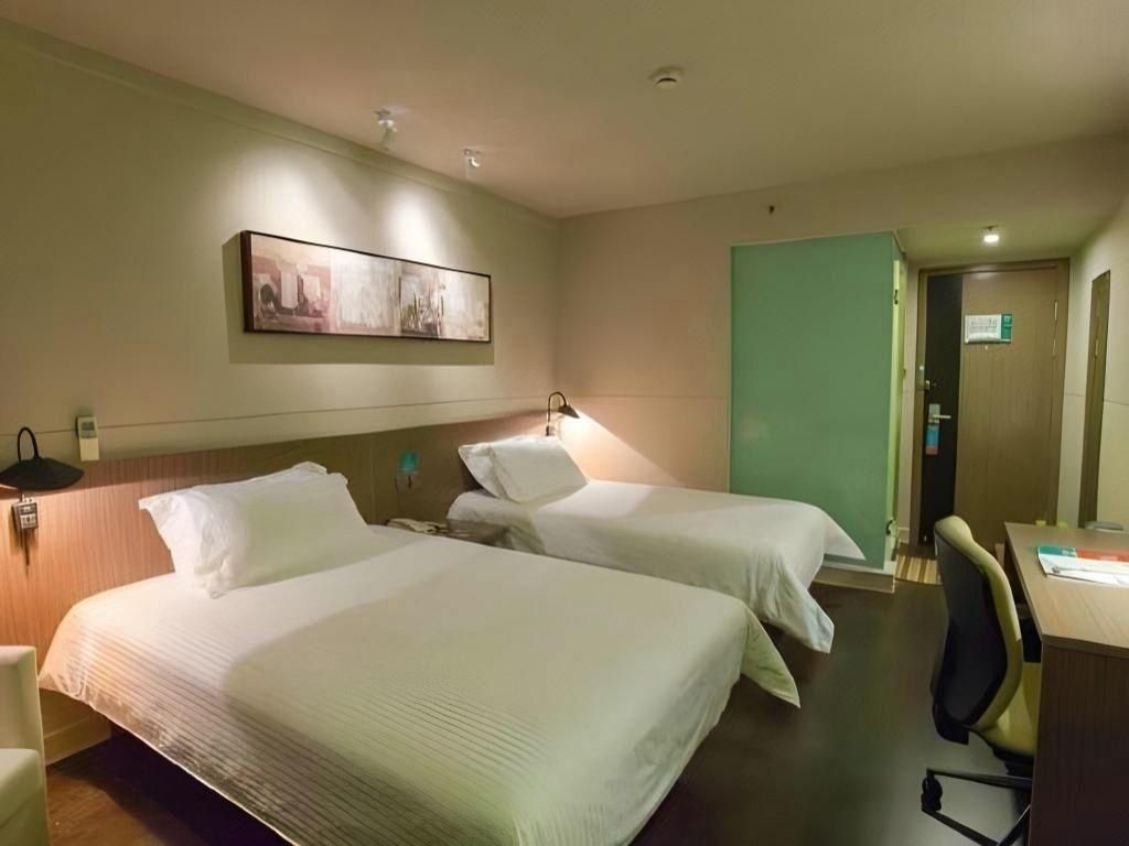 WH - Standard Room