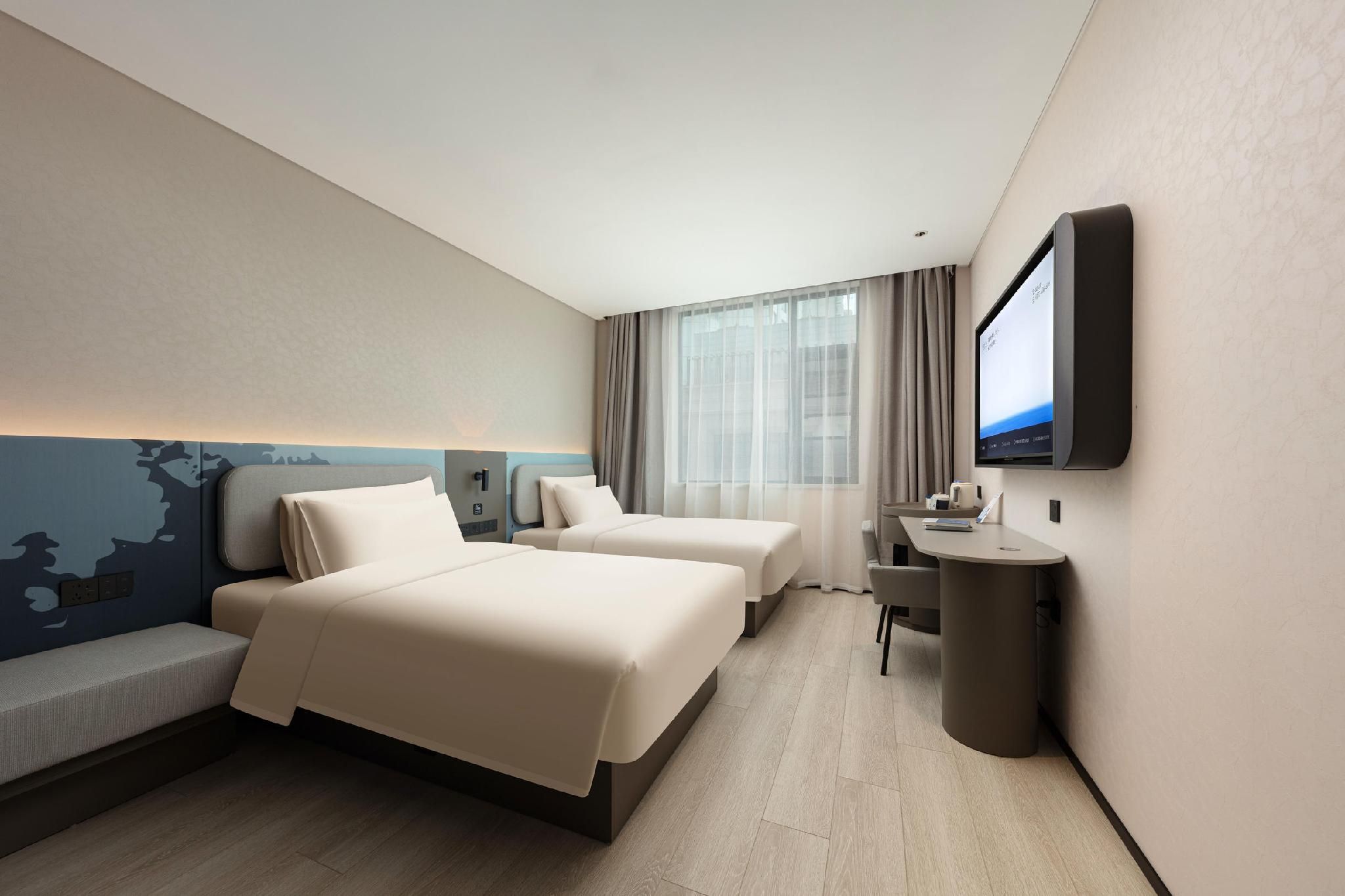 Standard Twin Bed Room