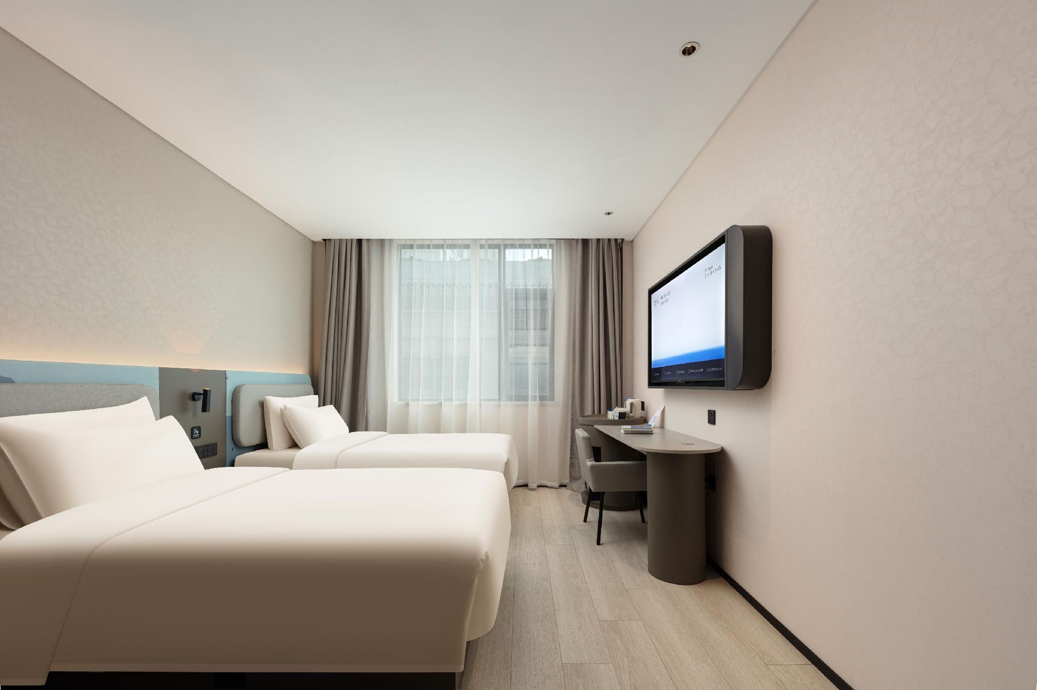 Comfort Twin Room