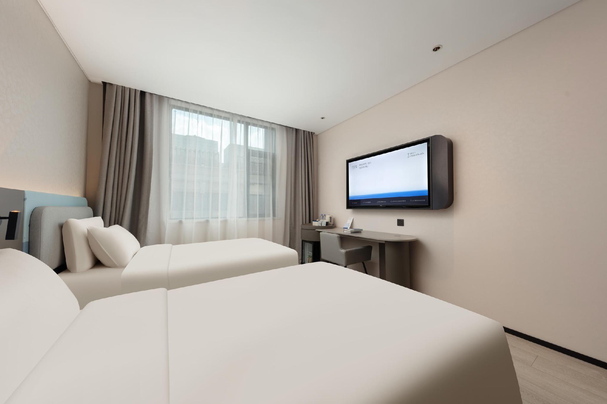 Standard Twin Bed Room