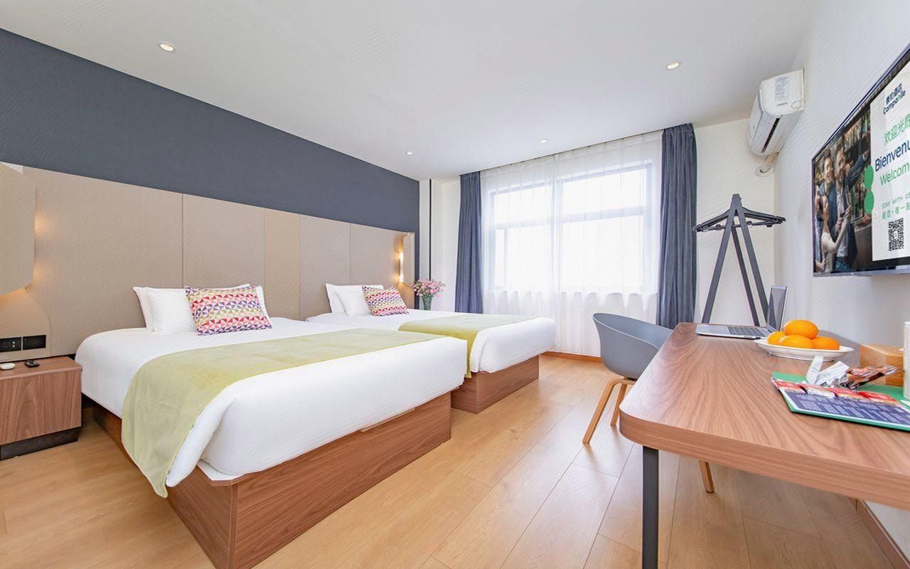 WH - Superior Bed Room