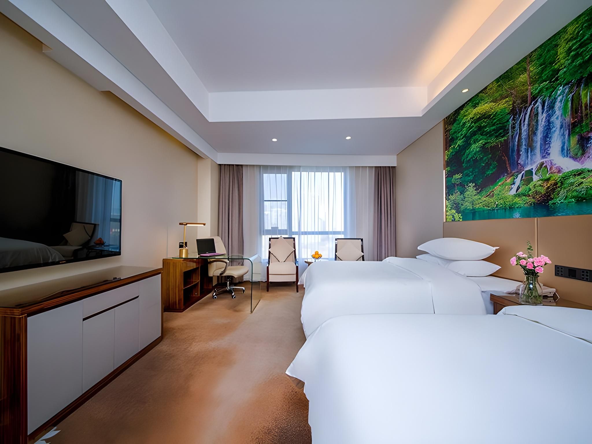 WH - Deluxe Room Twin