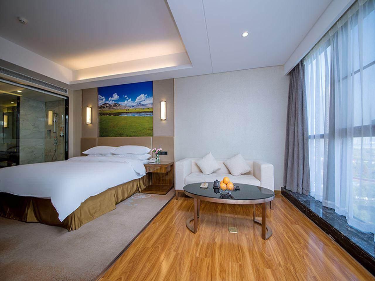 WH - 1 Bed Room, Lake View