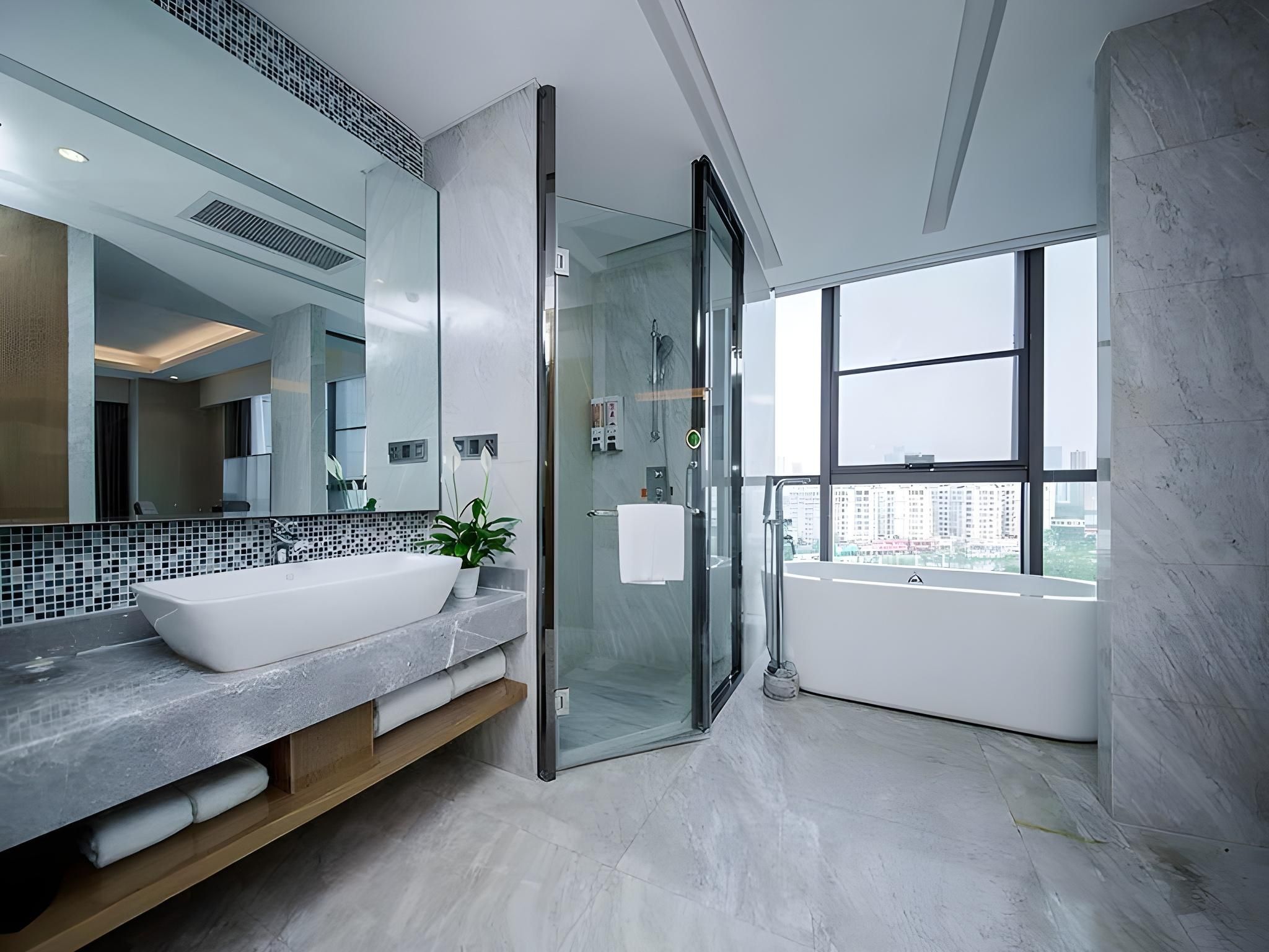 WH - 1 Bed Room with View