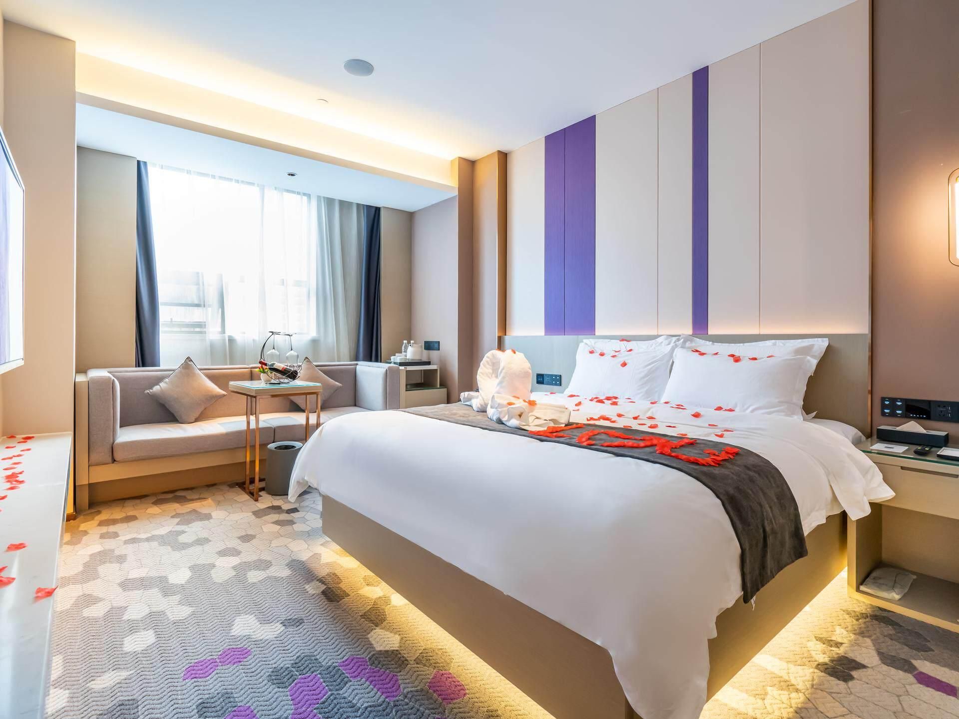WH - Youxiang Romantic Room
