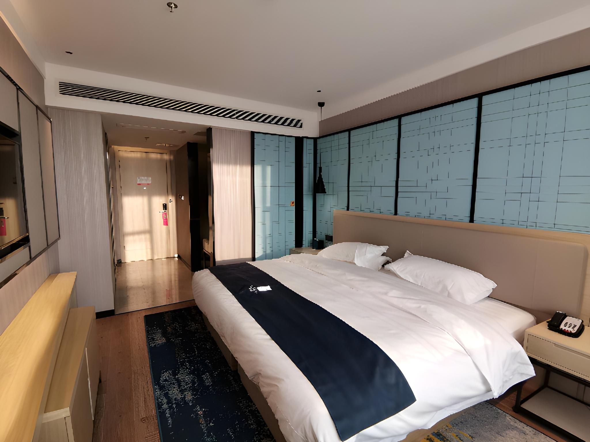 Dossen - Deluxe Bed Room