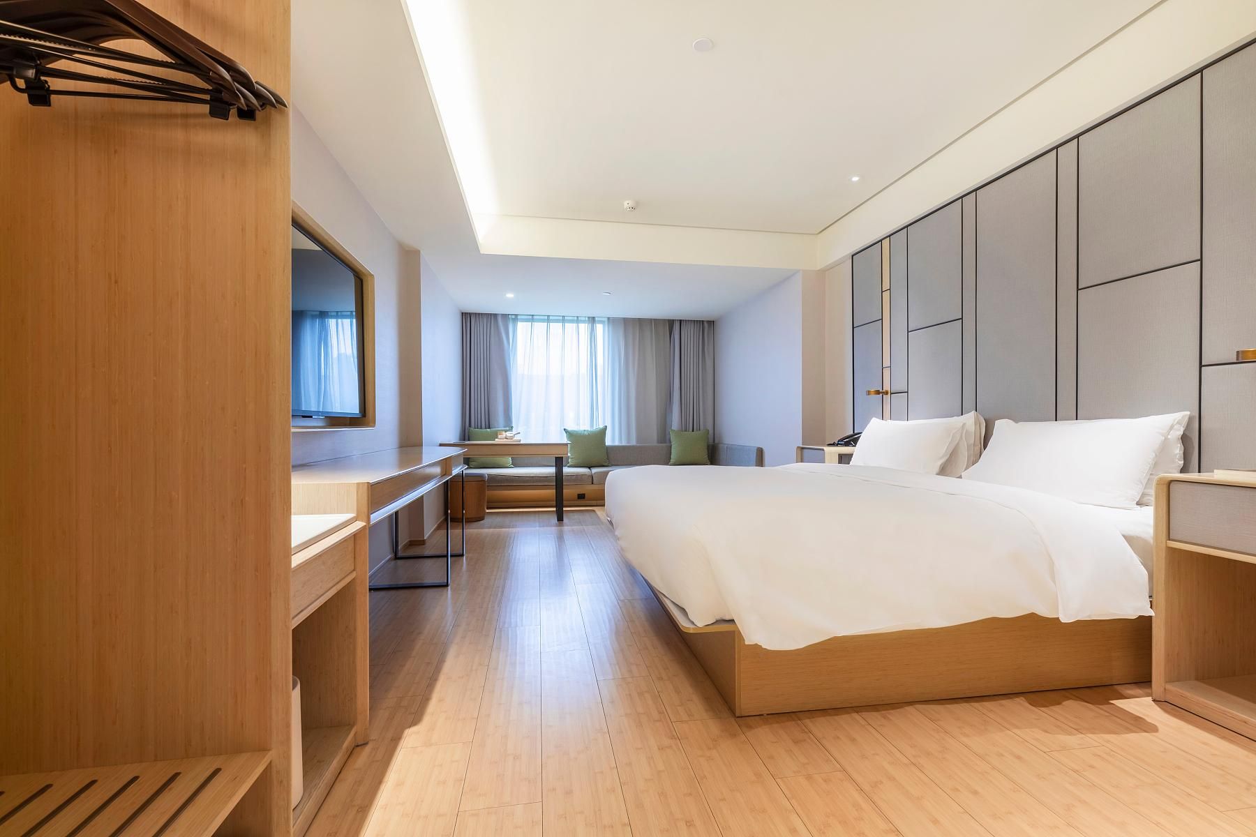 Huazhu - Superior BedRoom