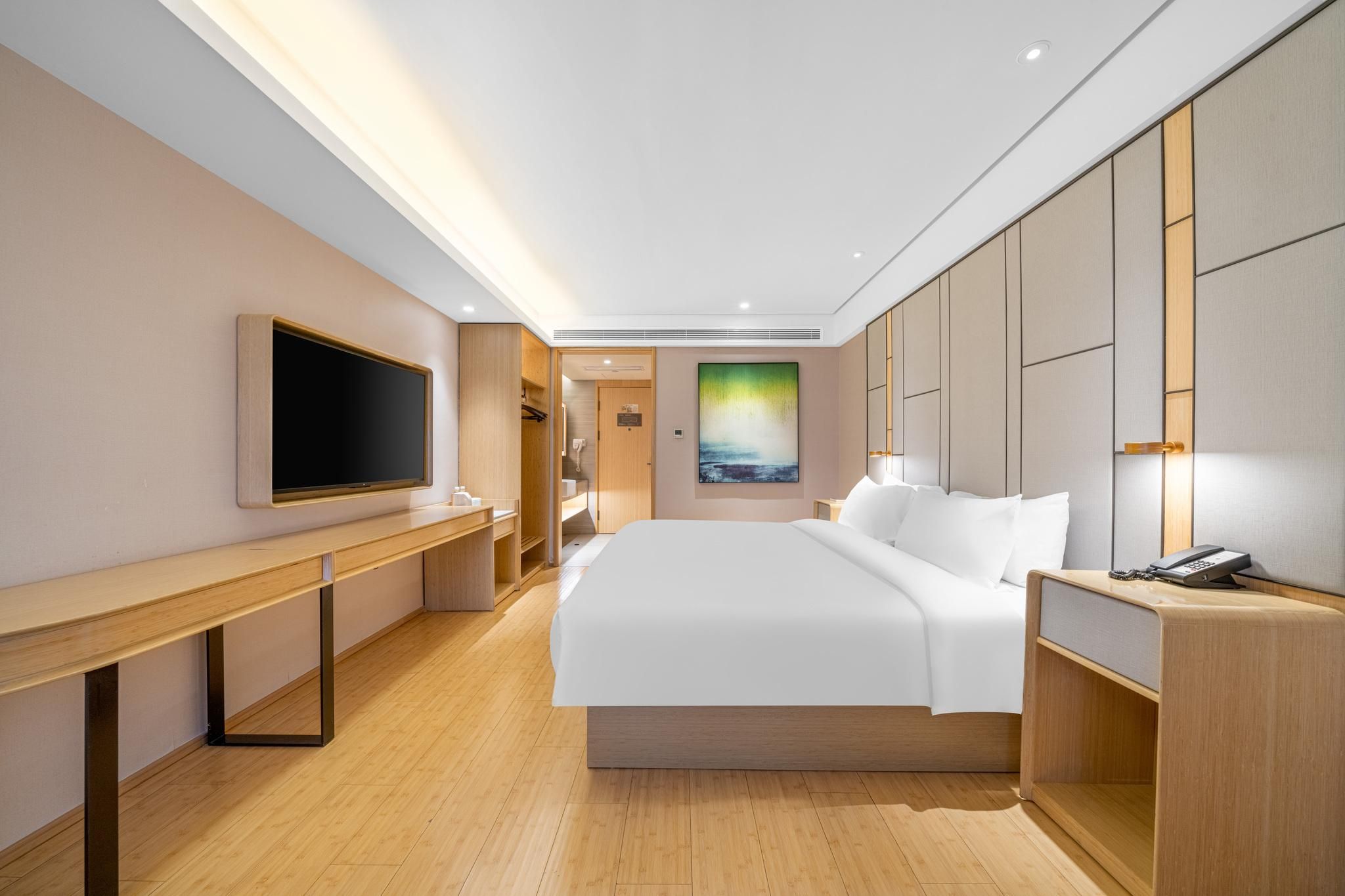 Business Queen Bed Room