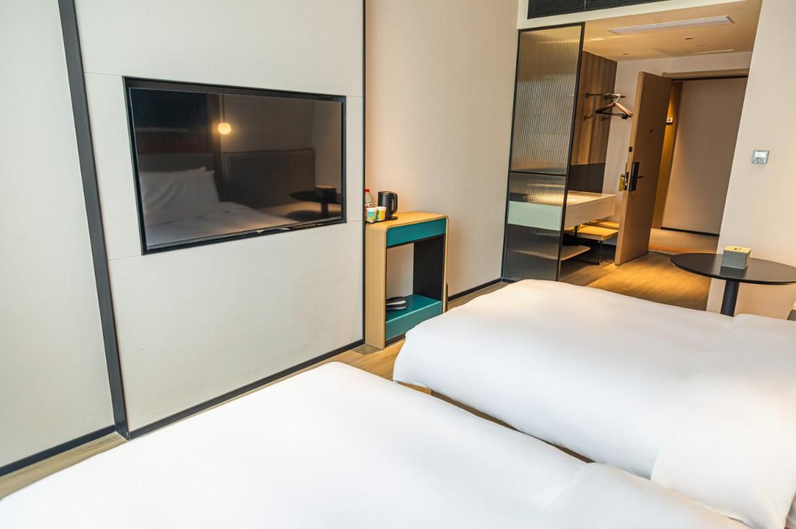 Huazhu - Twin Room