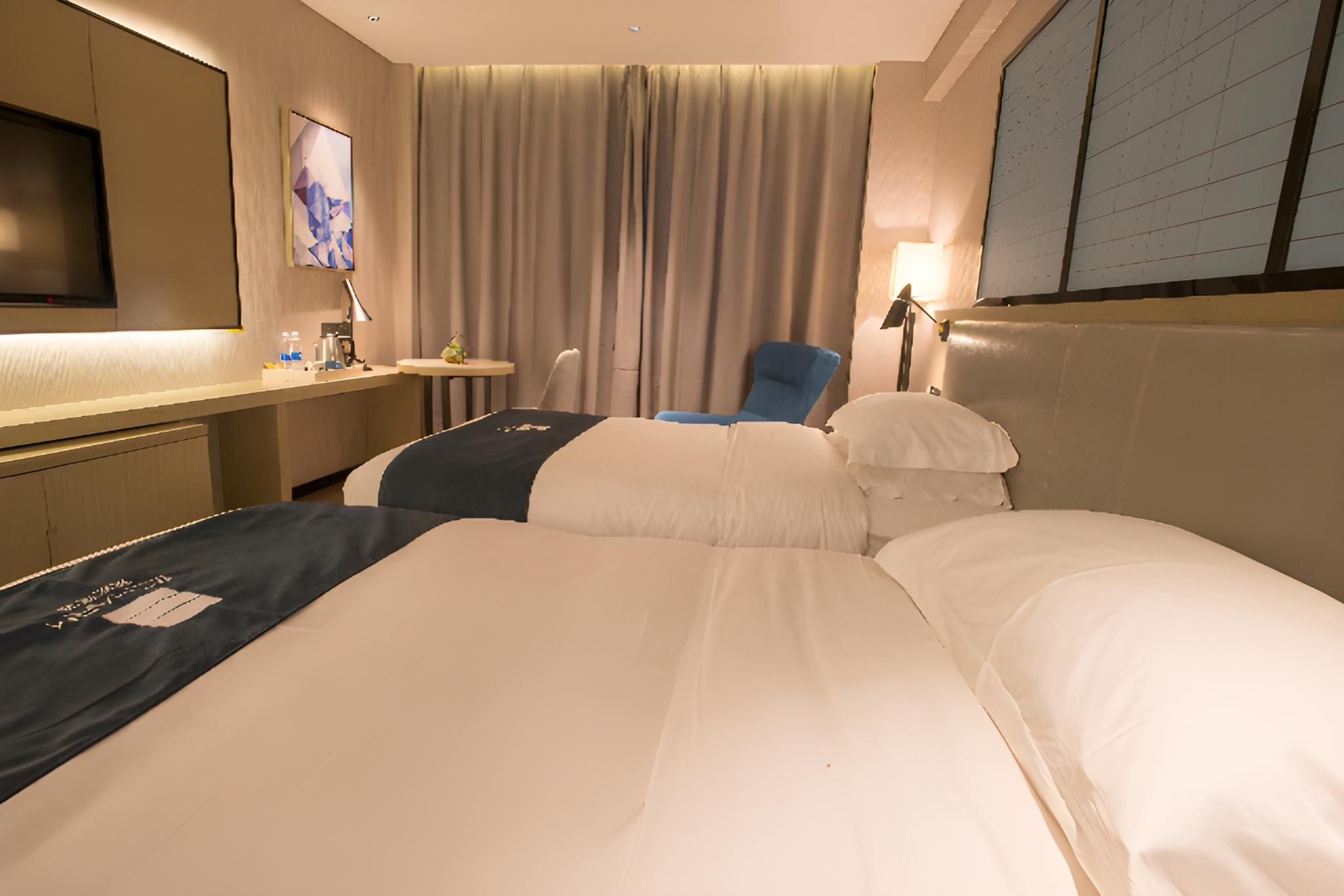 Dossen - Deluxe Twin