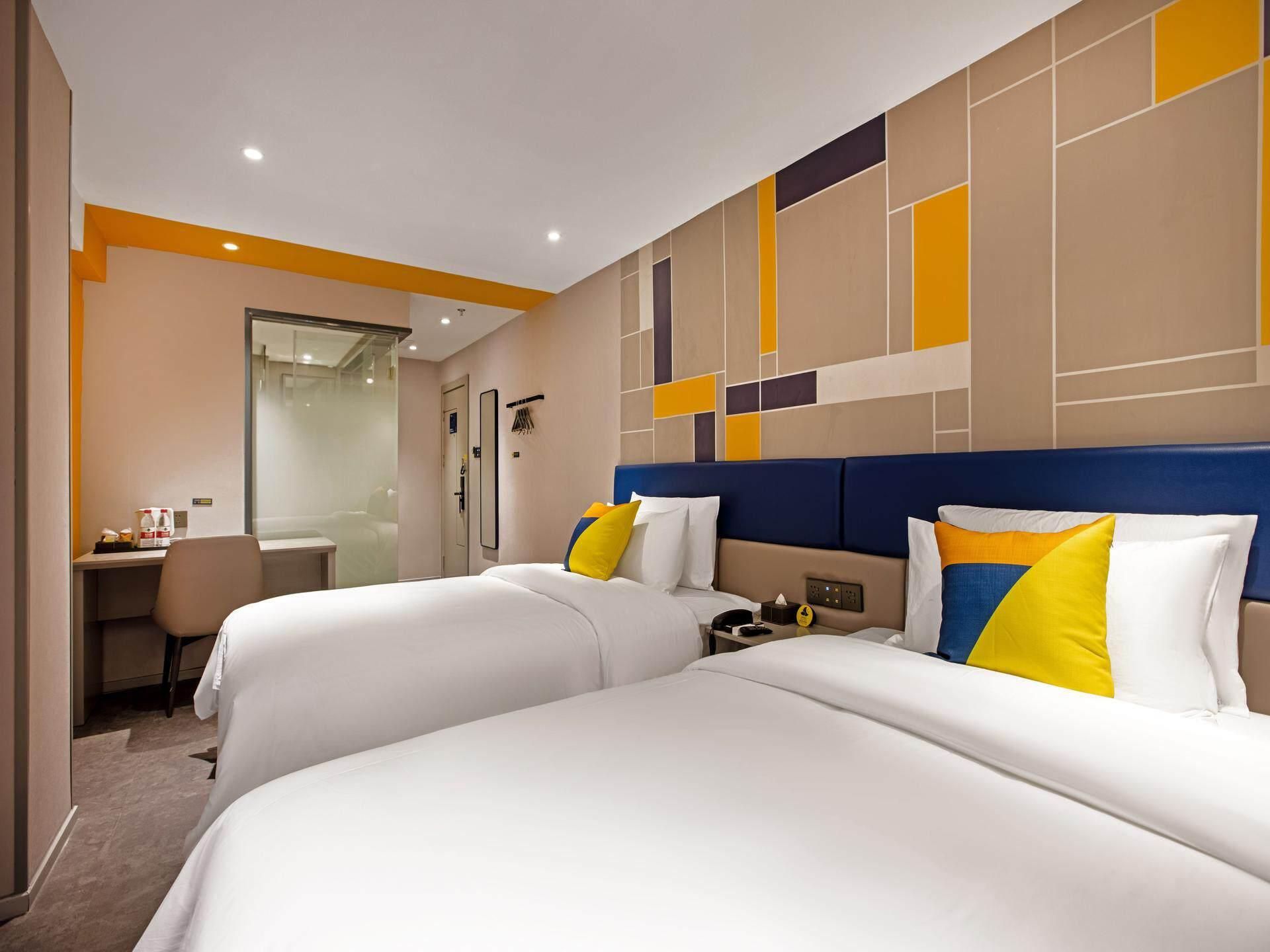 WH - New 7 Days Zizai Twin Room