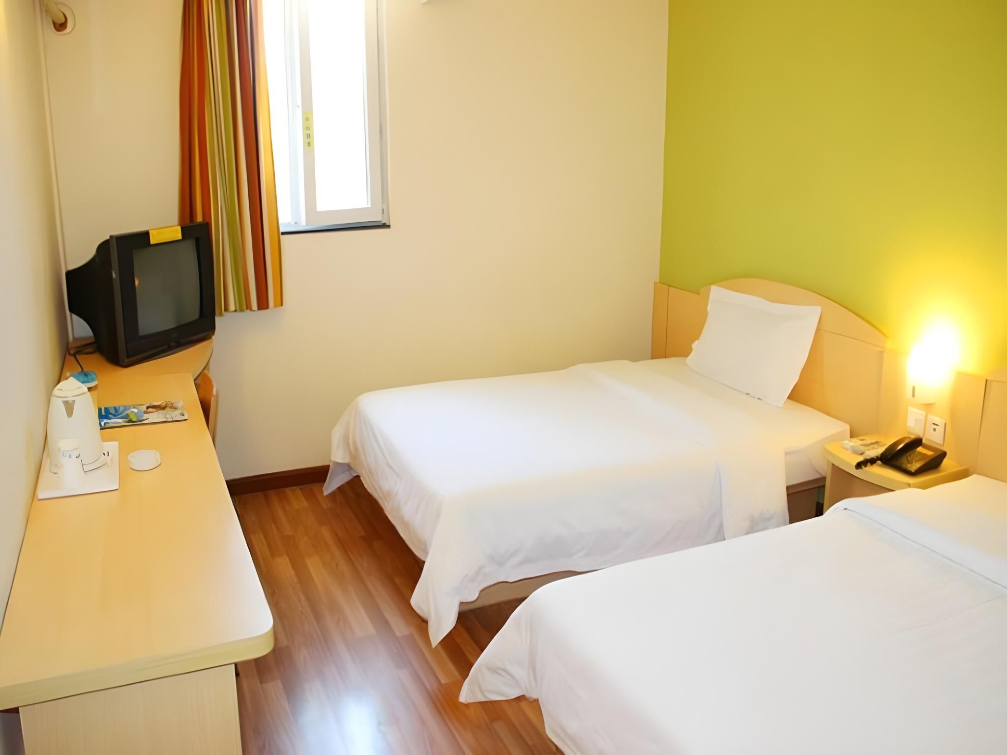 7 Days - Zizhu Twin Room