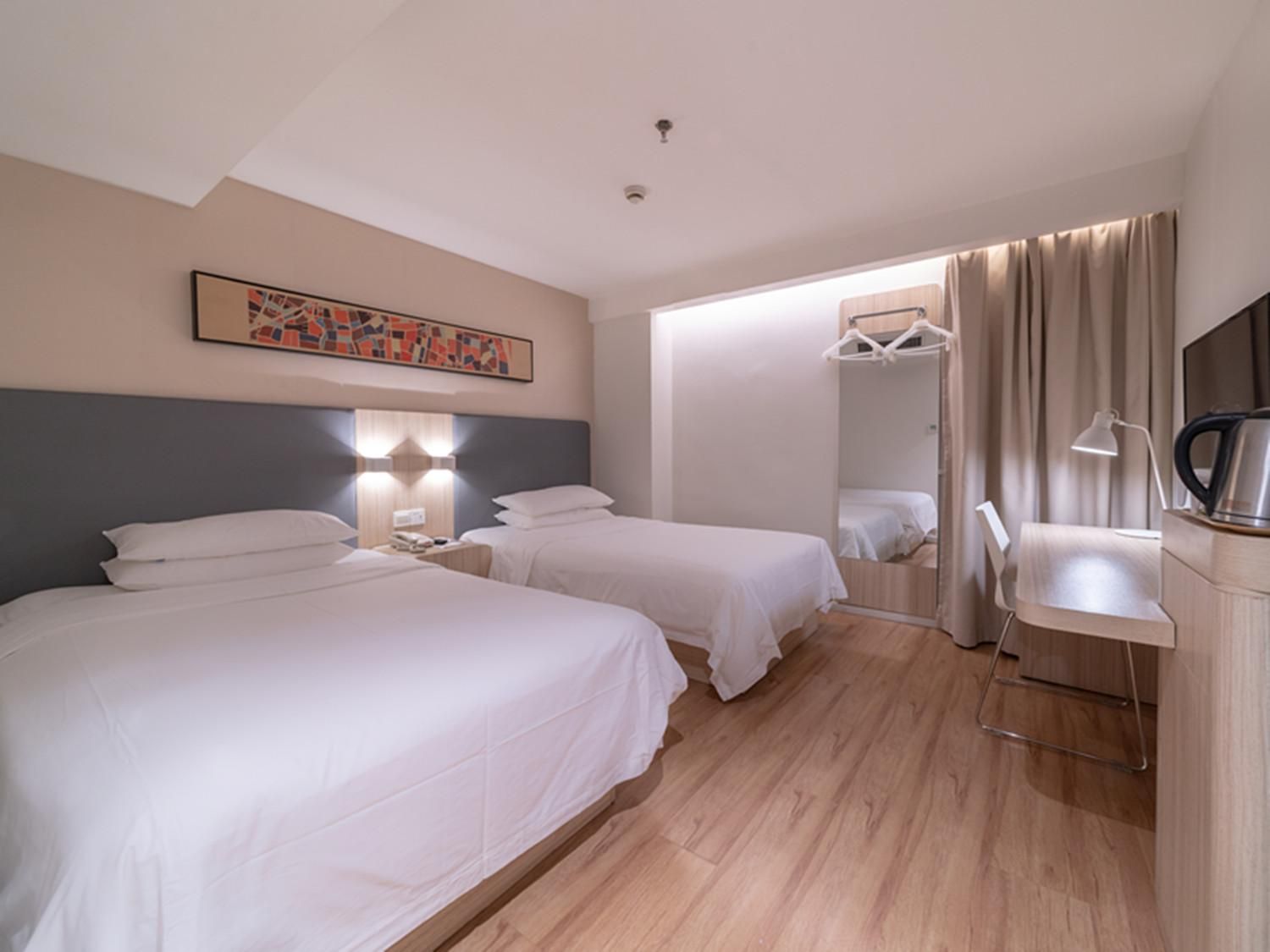 Huazhu - Twin Room A