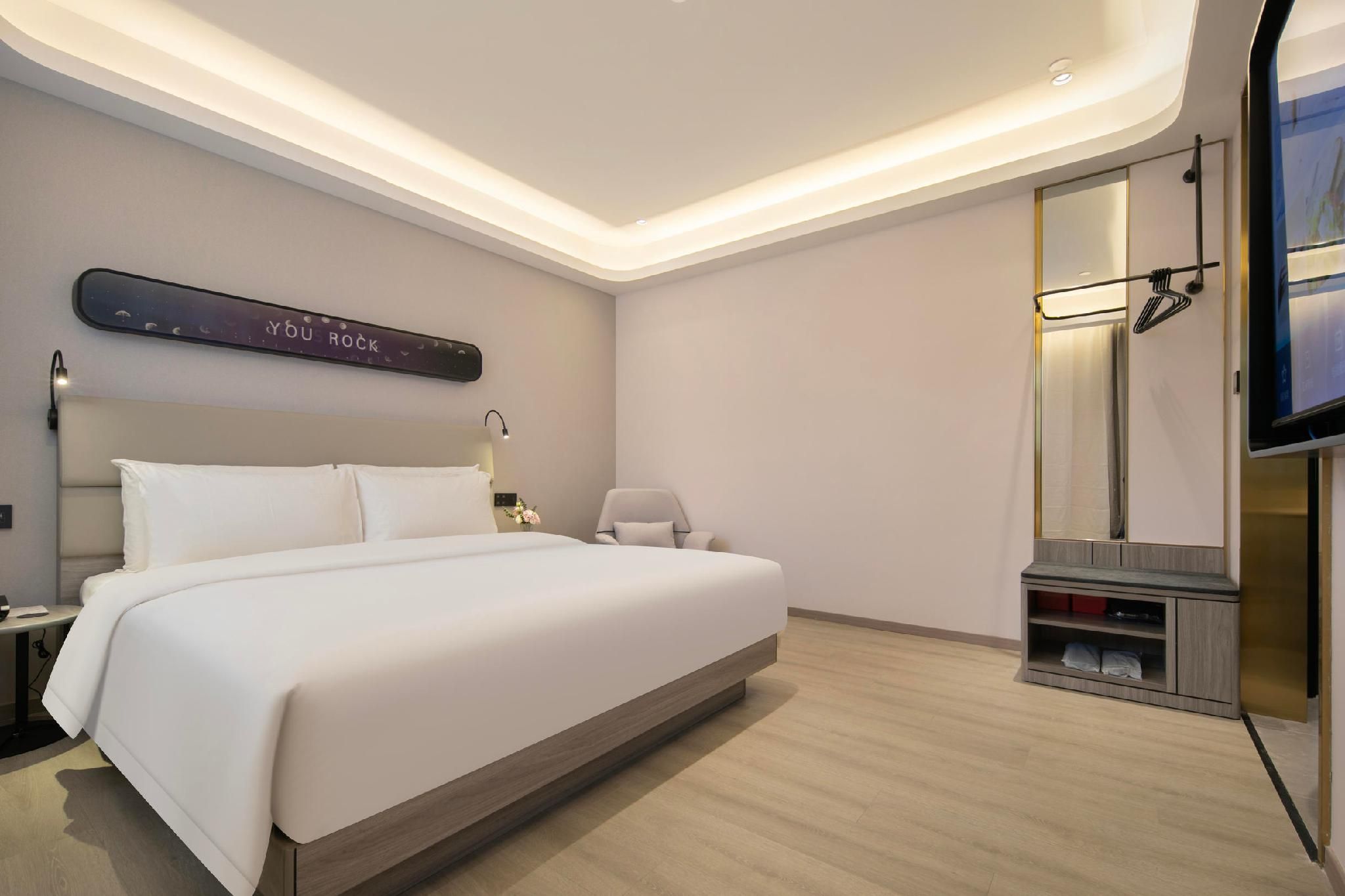 Executive room, Guest room, 1 Queen