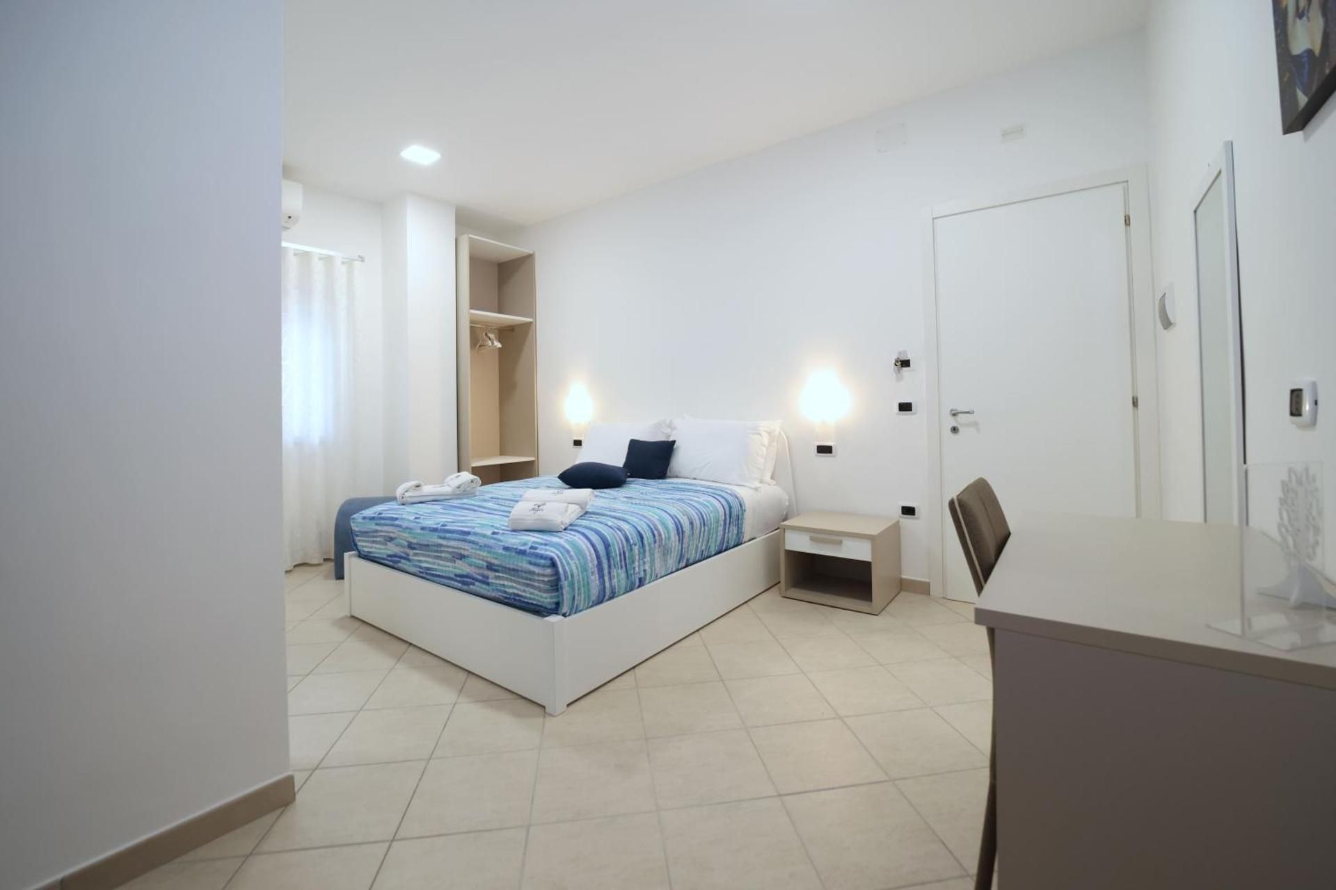 Large Double Room