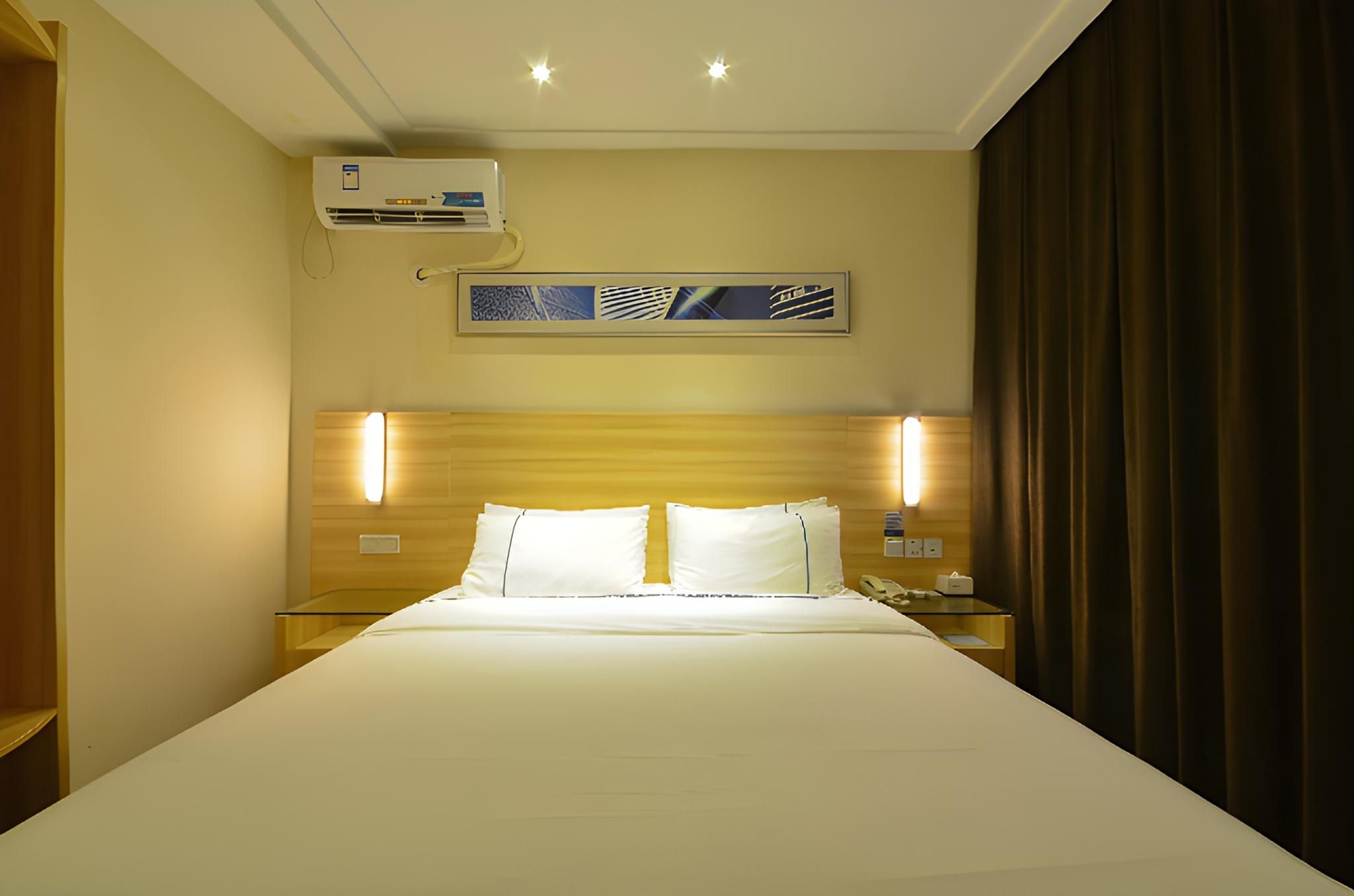 Dossen - Deluxe Bed Room
