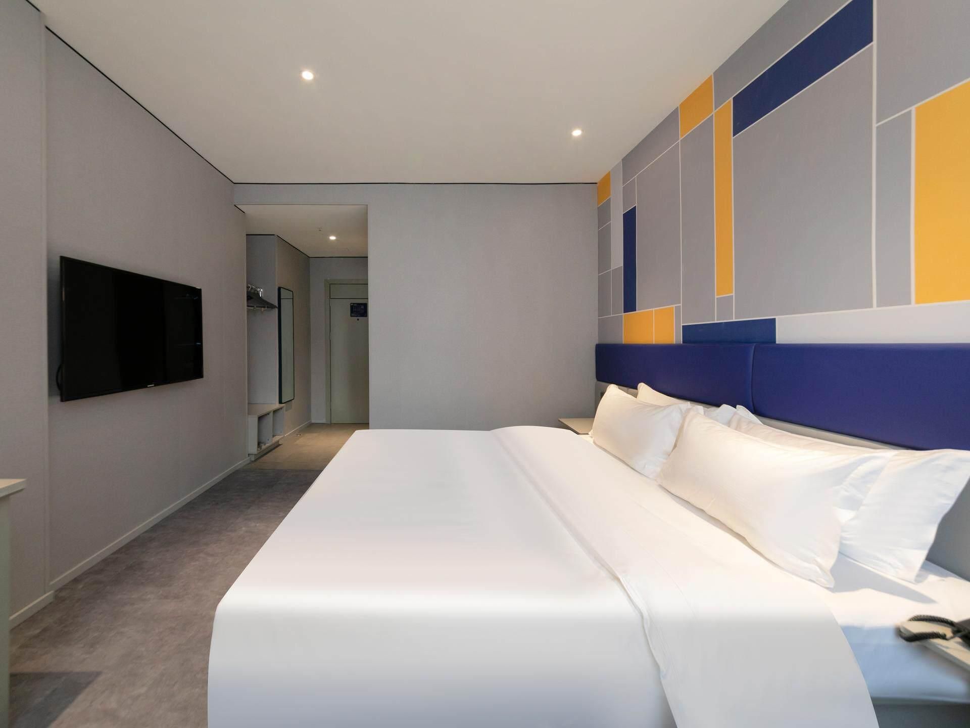 WH - New 7 Days Comfort 1 Bed Room