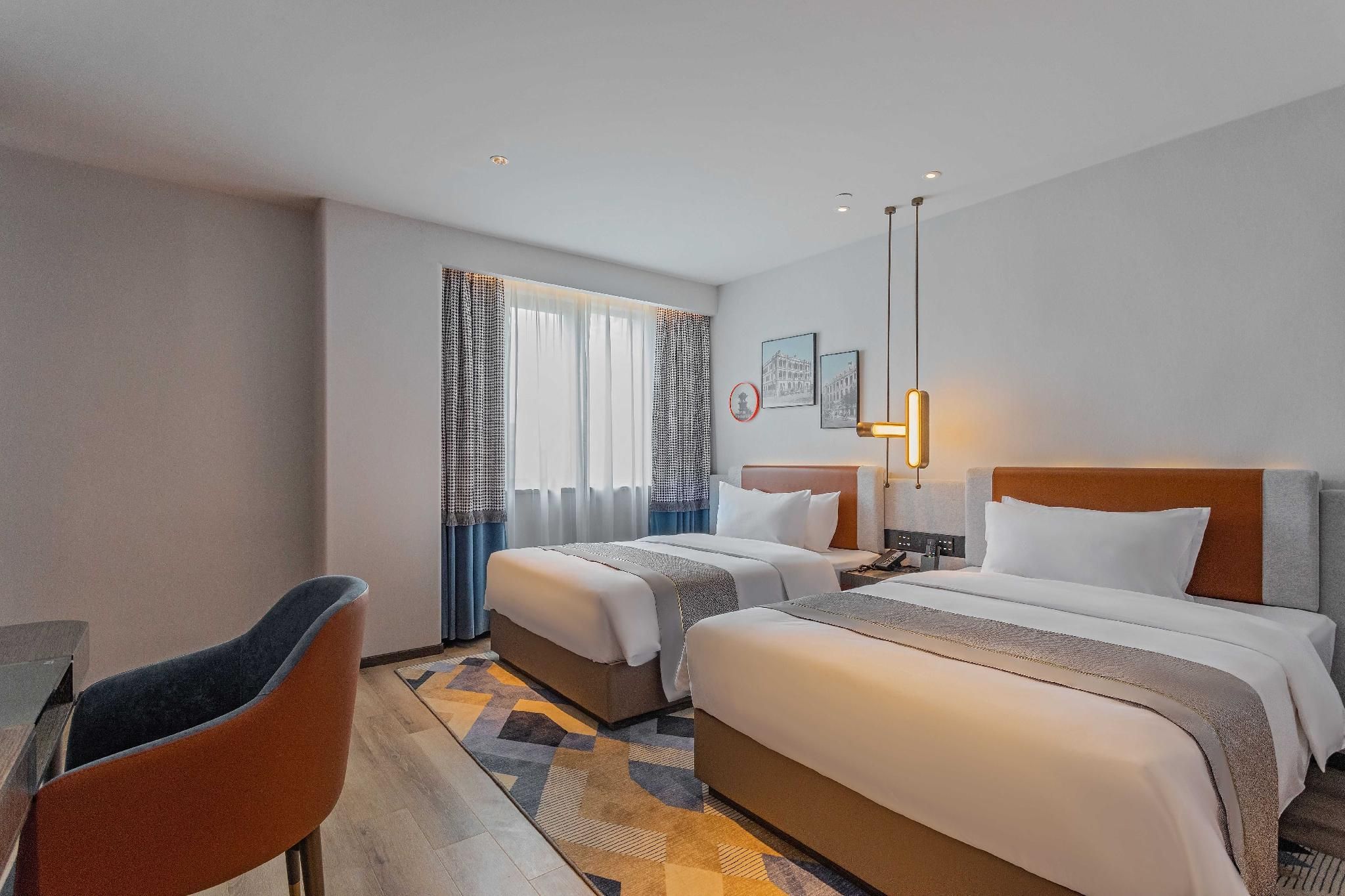 2 Bed Twin Superior Room