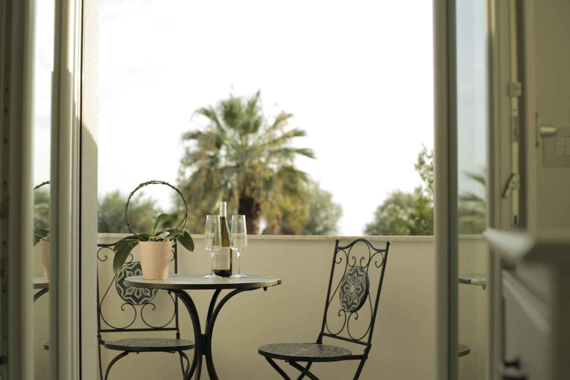 Twin Room with View