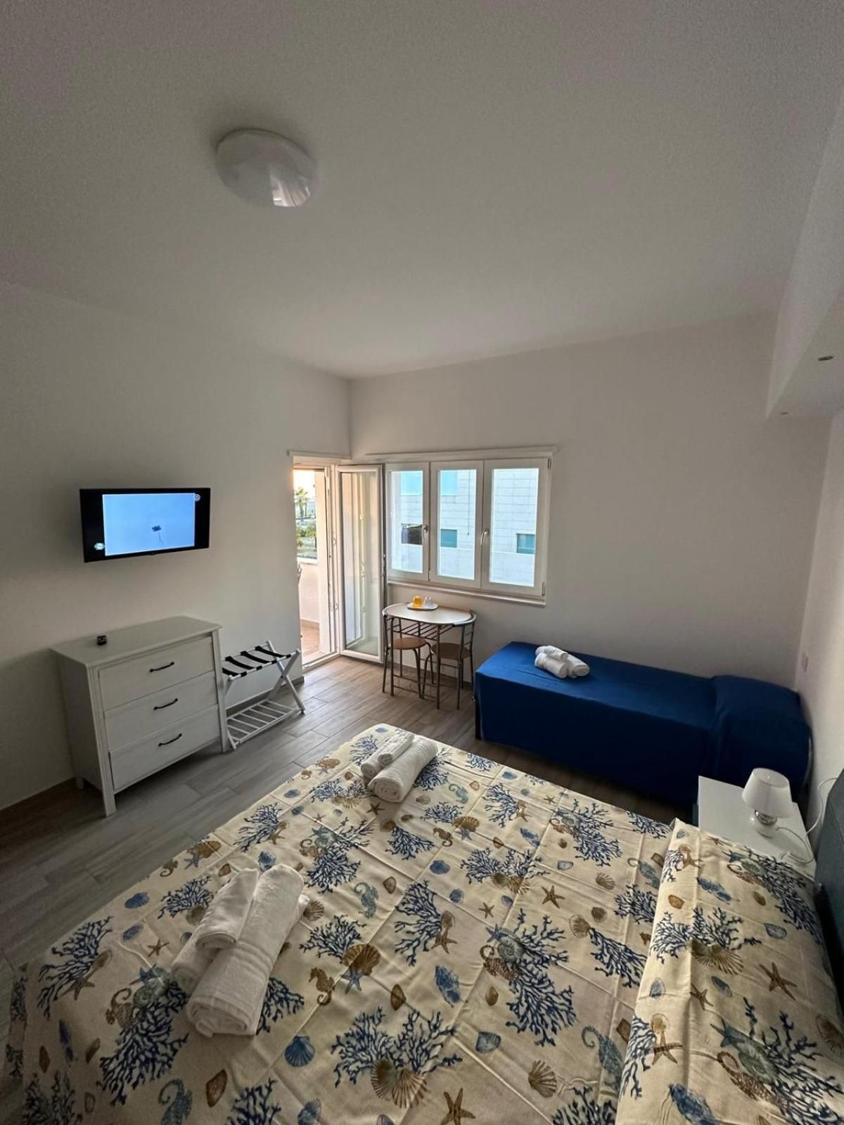 SEASIDE Bed and Breakfast