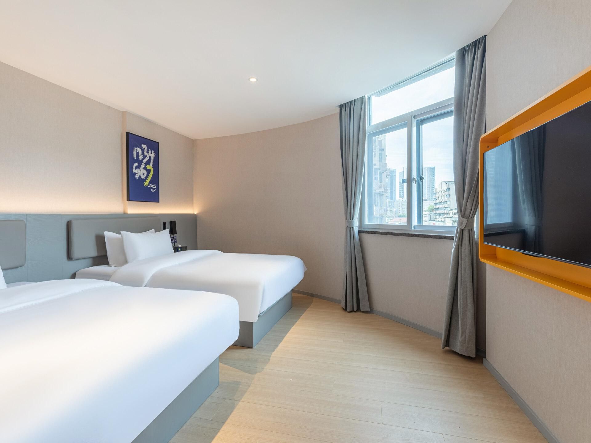 WH - New 7 Days Comfort Twin Room