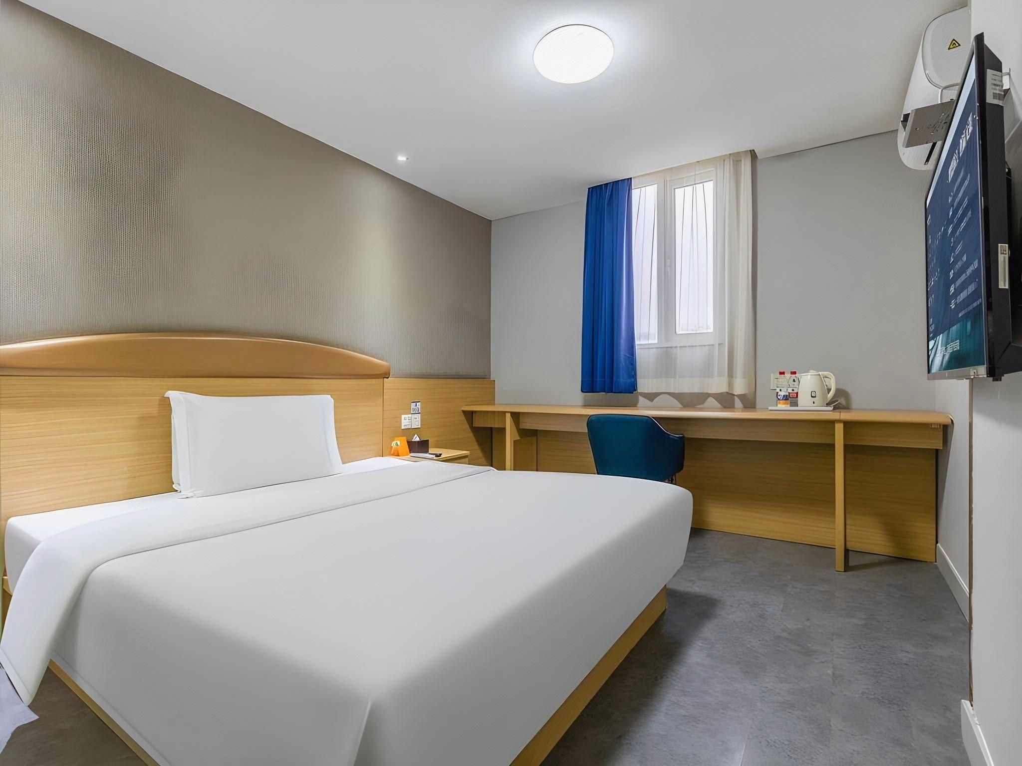 WH - Traditional Bed Room