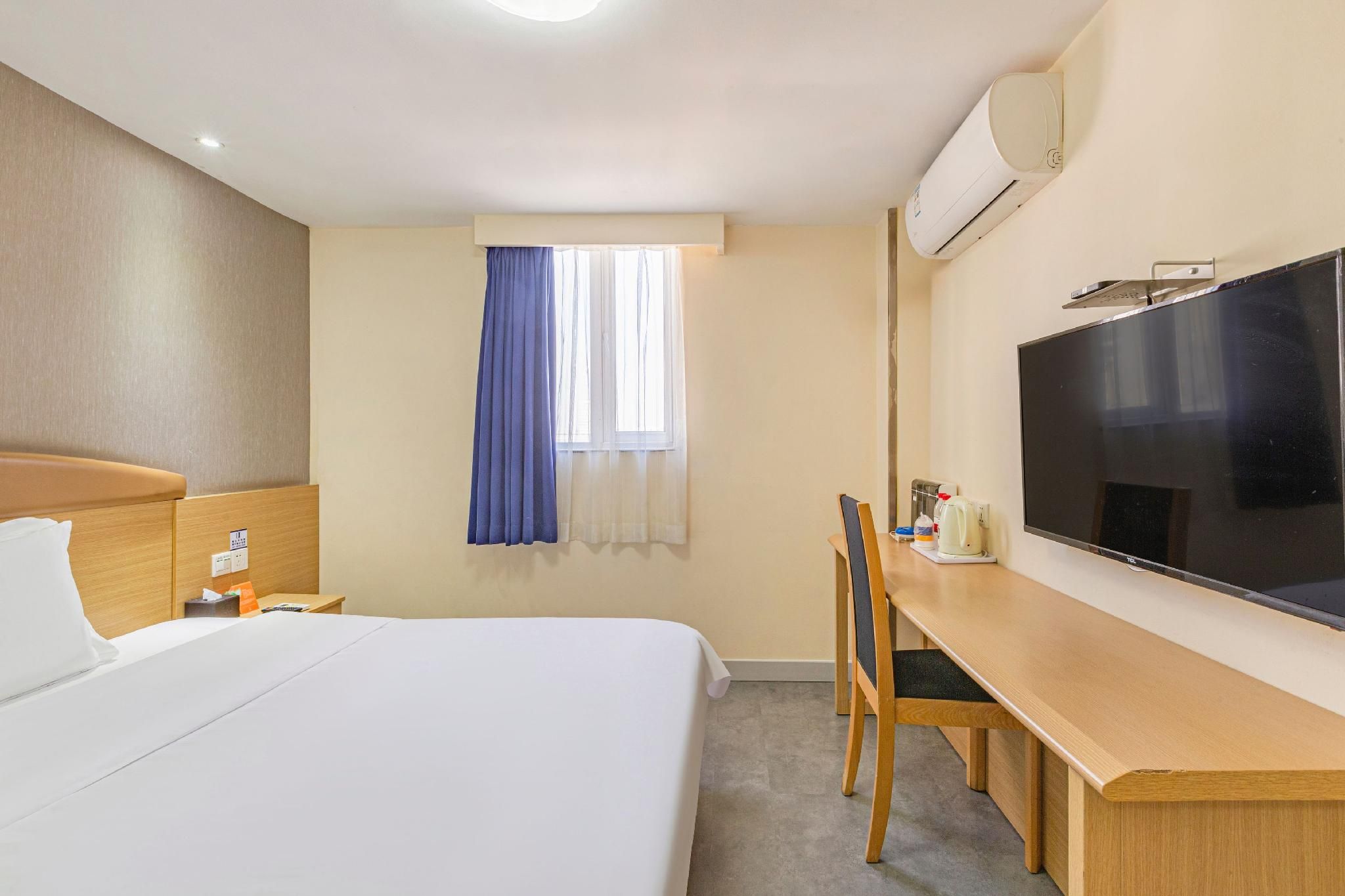 WH - Superior Bed Room