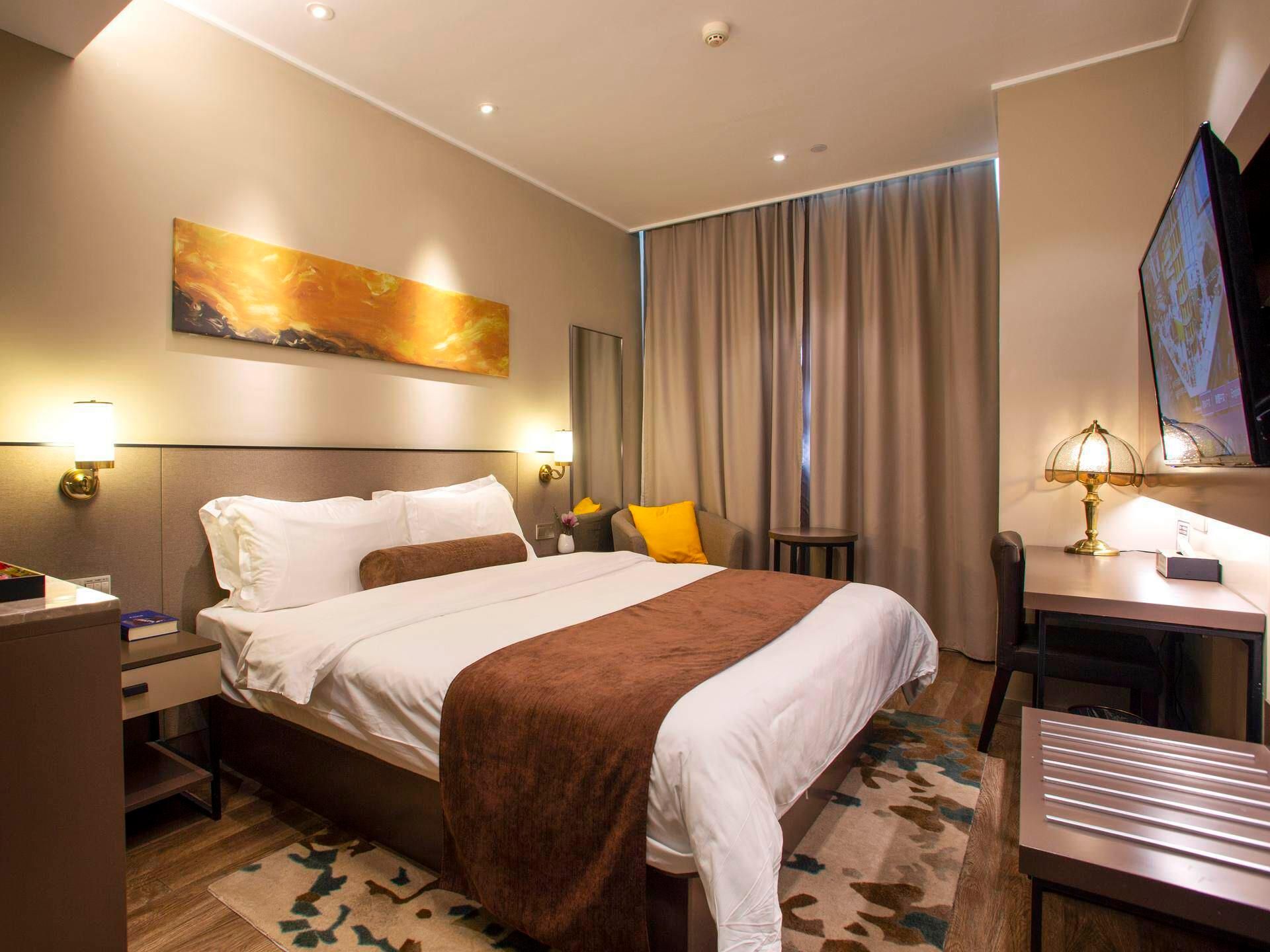 James Joyce - Feifan Bed Room