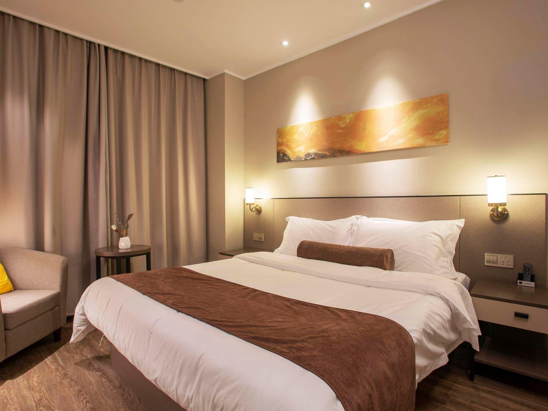 James Joyce - Chunxiang Bed Room