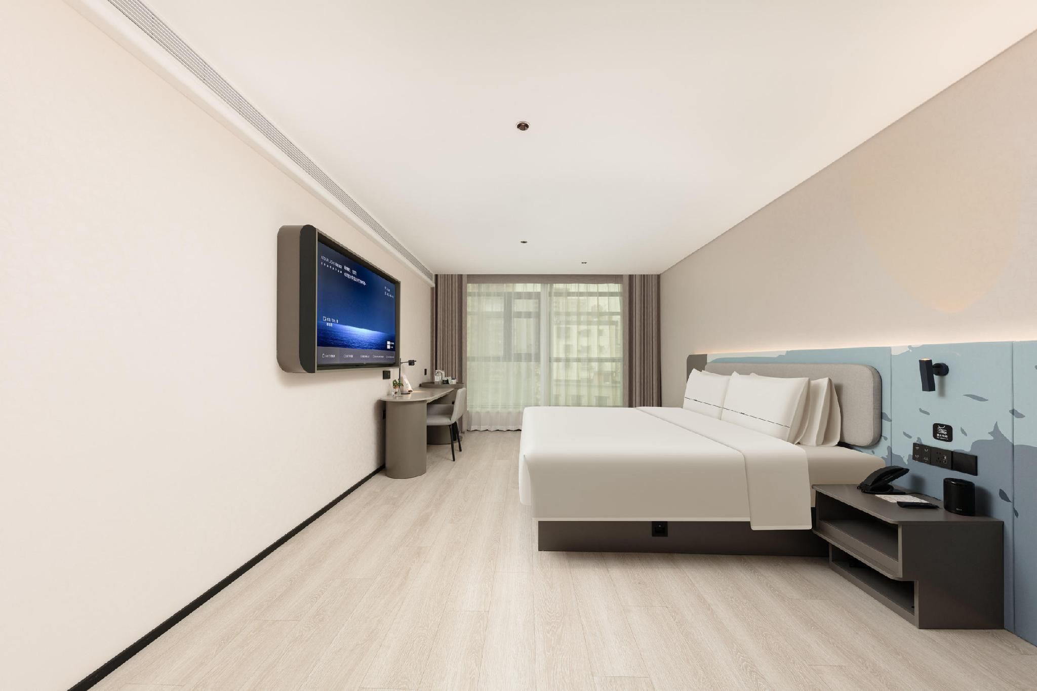 Senior Suite
