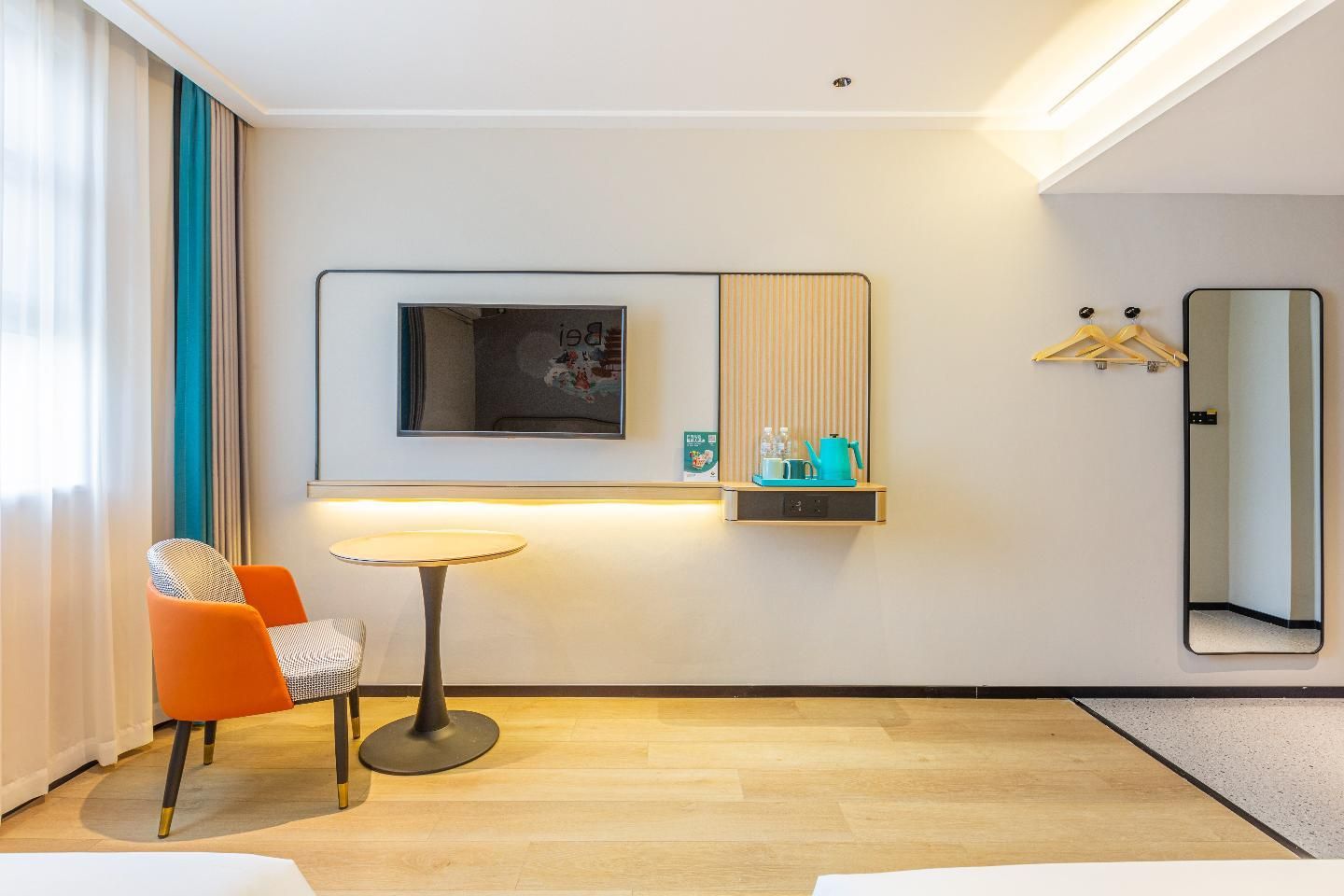 Dossen - Business Intelligent Twin Room