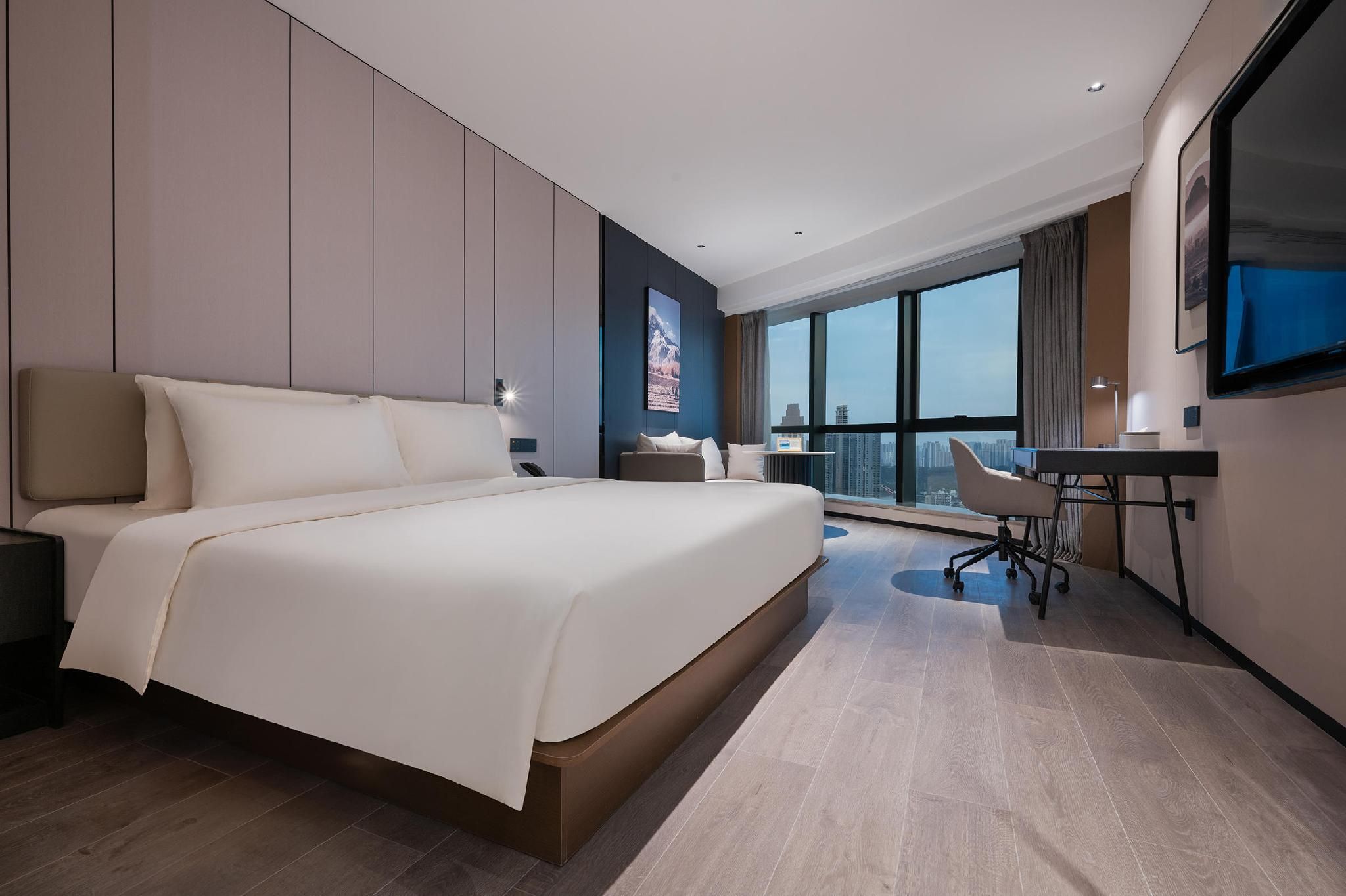 Atour - Superior 1 Bed Room with City View