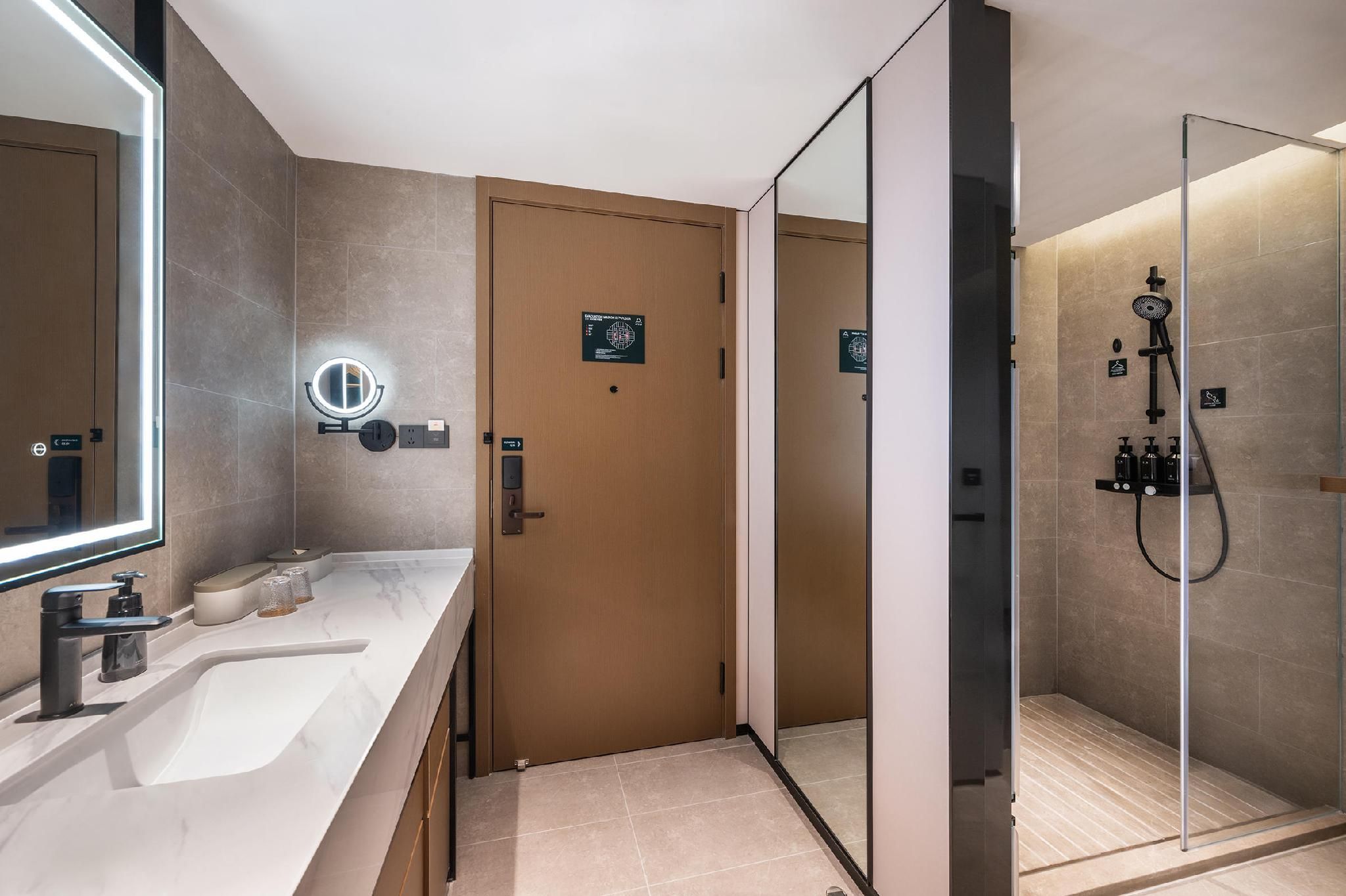 Atour - Superior 1 Bed Room with City View