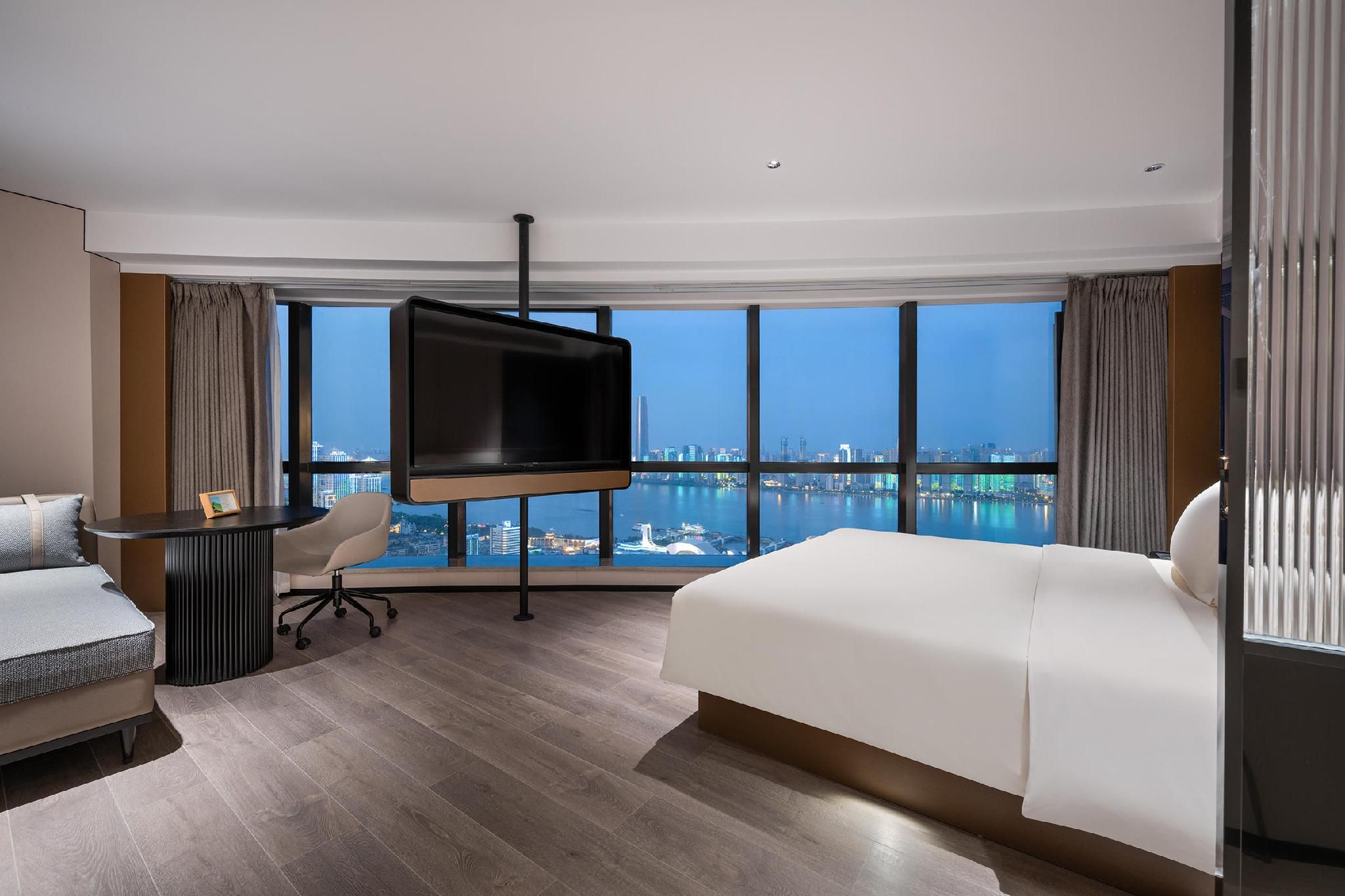 Executive King Room with River View