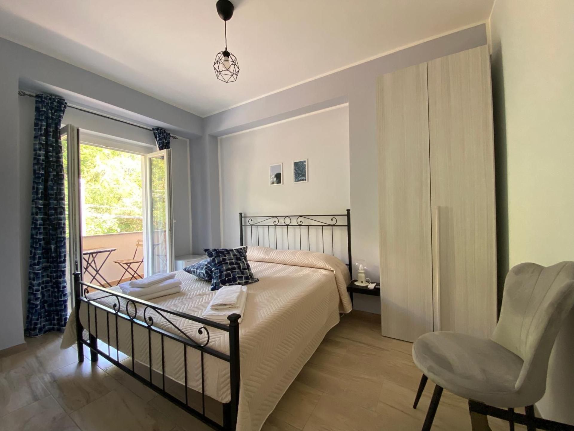 Double Room with Shared Bathroom