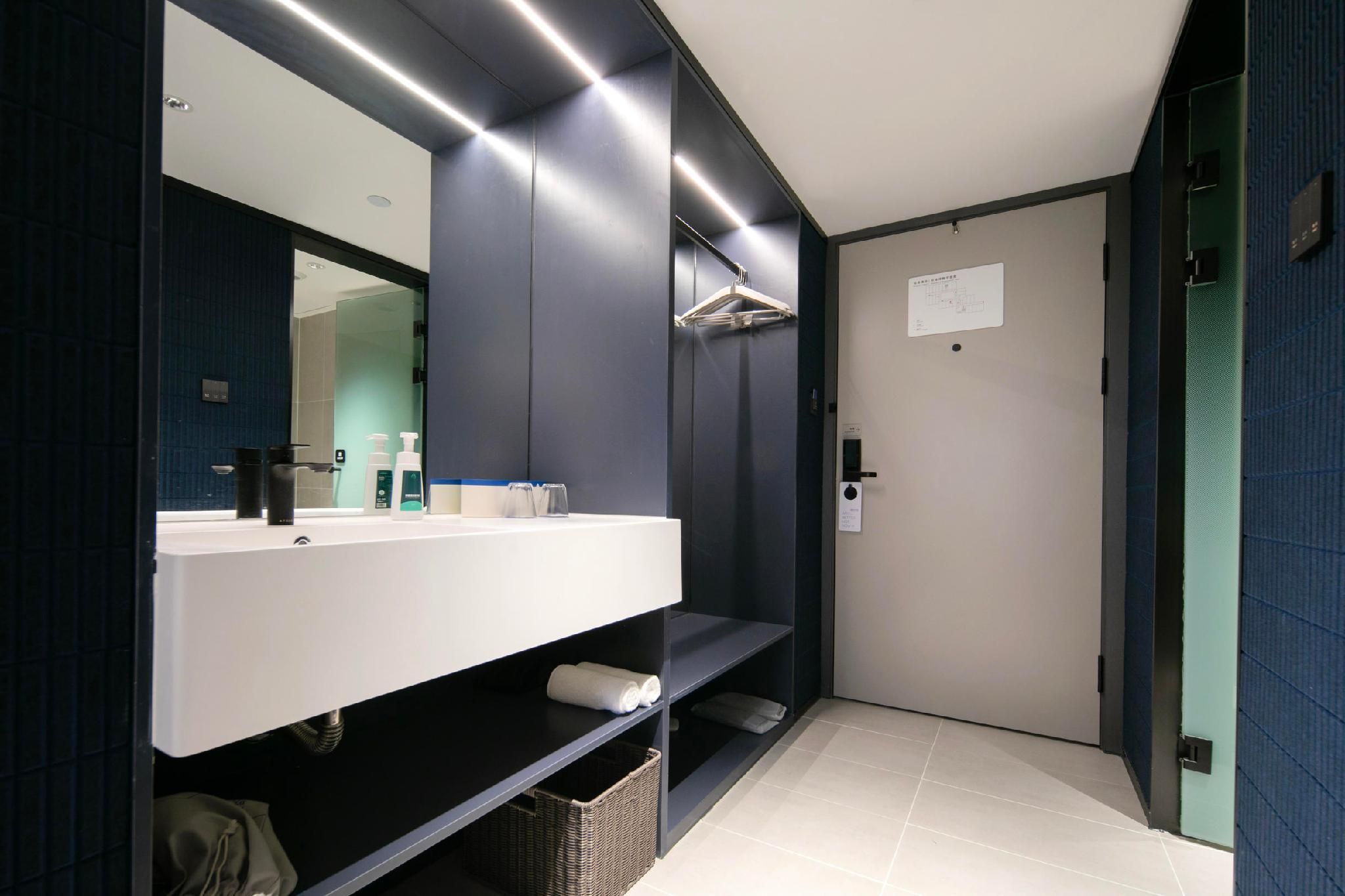 Atour - LEXIANG 1 Bed Room