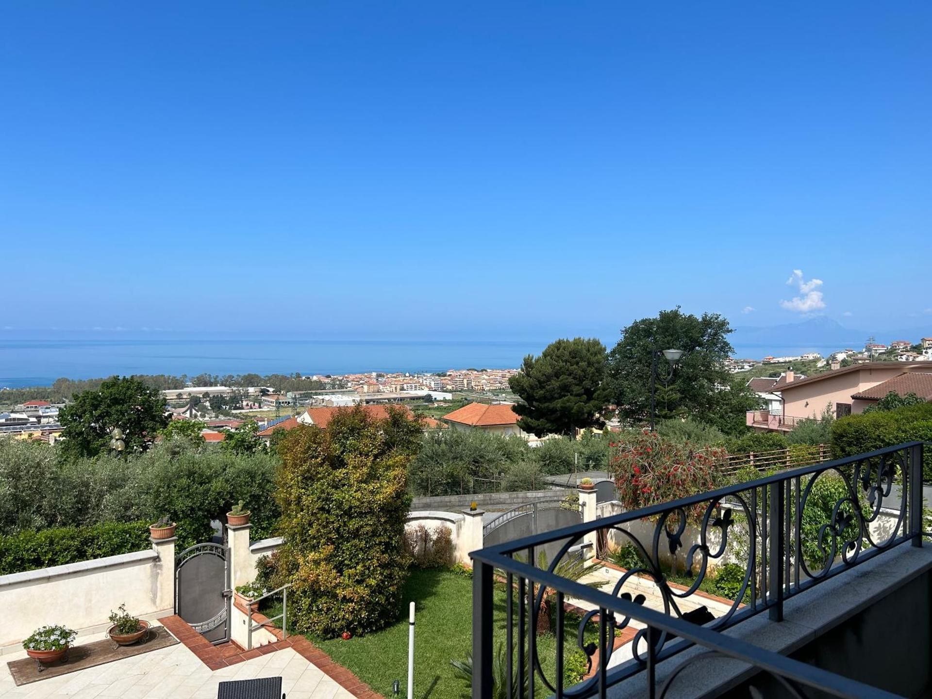 Triple Room with View