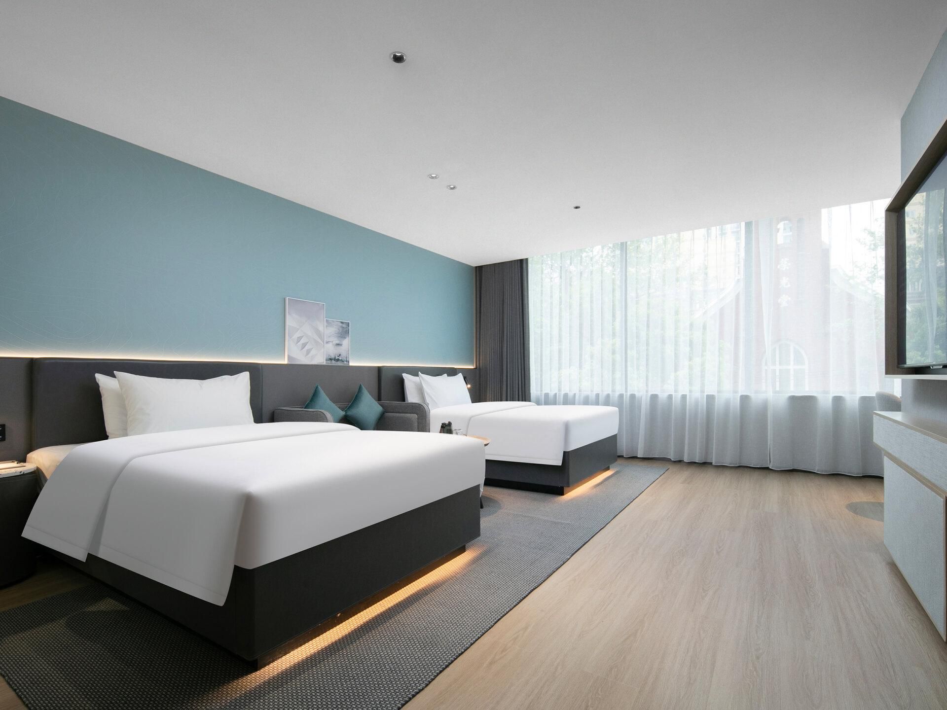 WH - Deluxe Room Twin