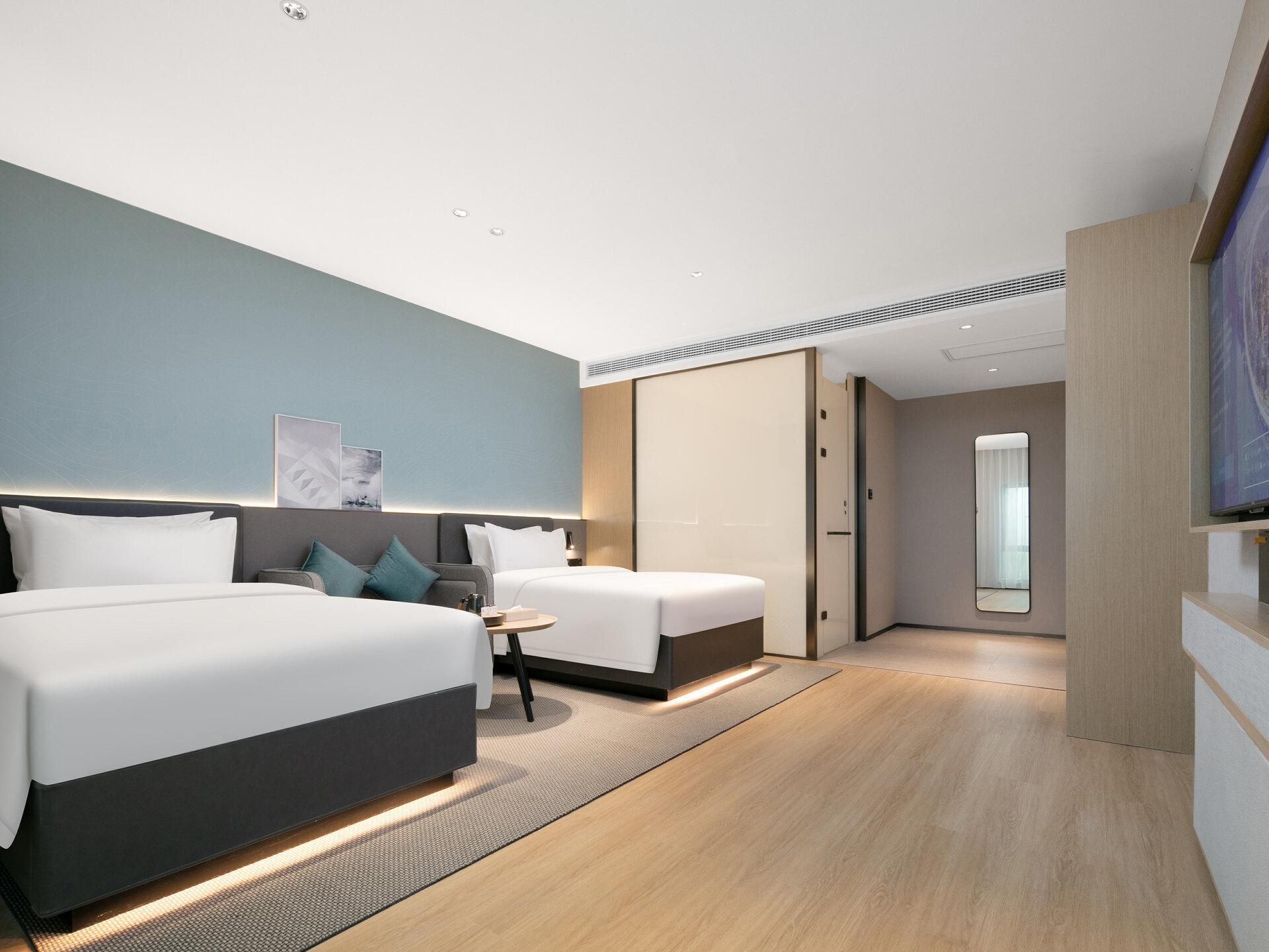 WH - Deluxe Room Twin