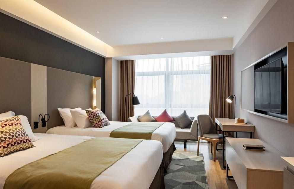 WH - Deluxe Bed Room