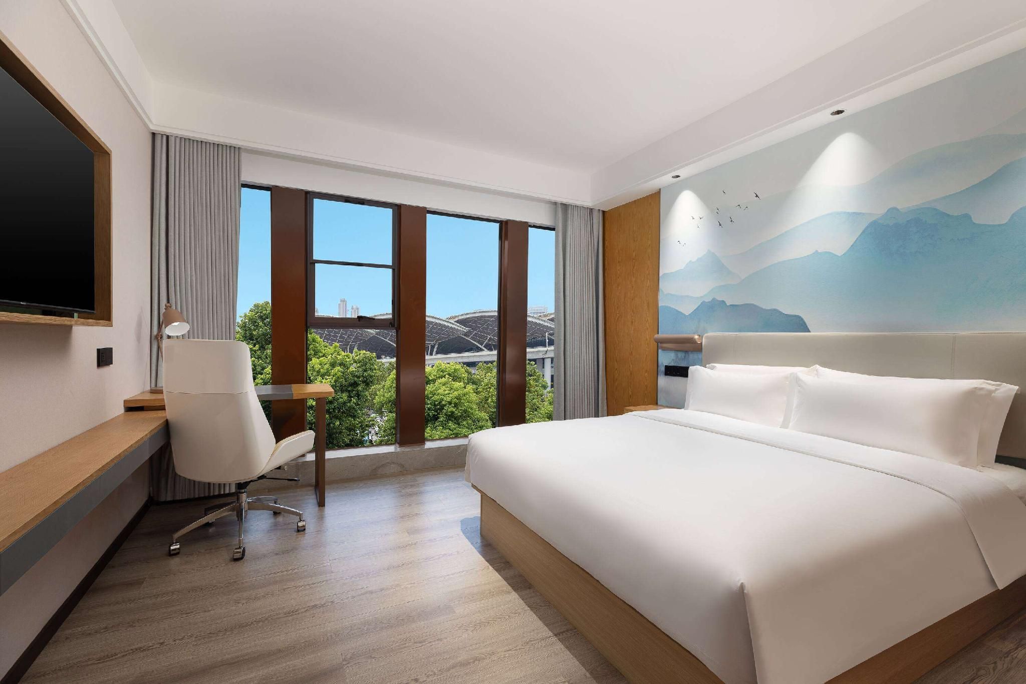 2 King Beds, Suite, Non-Smoking