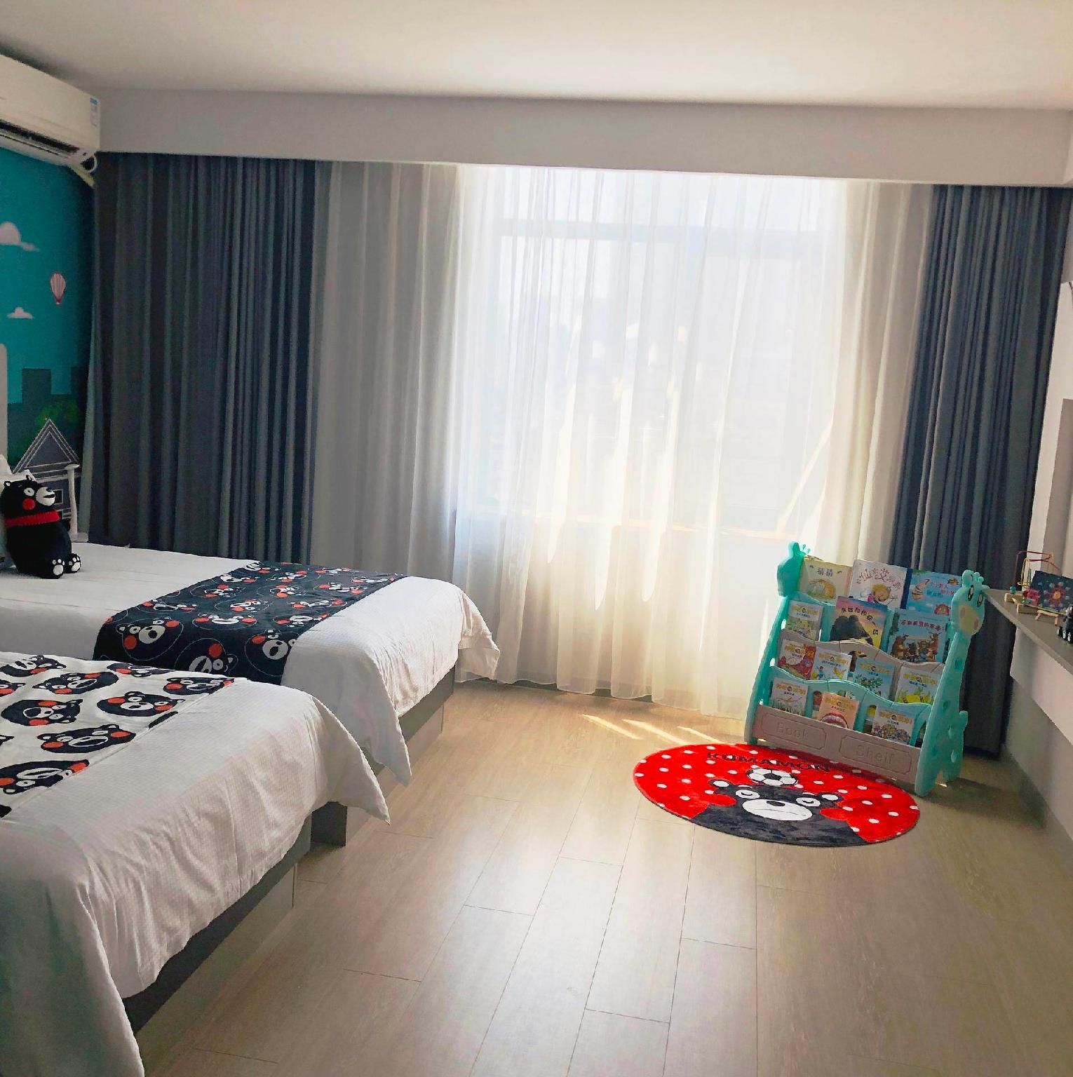 WH - Yushu Family Room, Kumamoto Theme