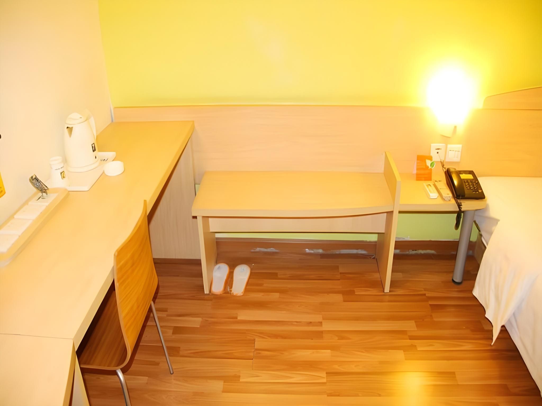 7 Days - Zizhu Twin Room