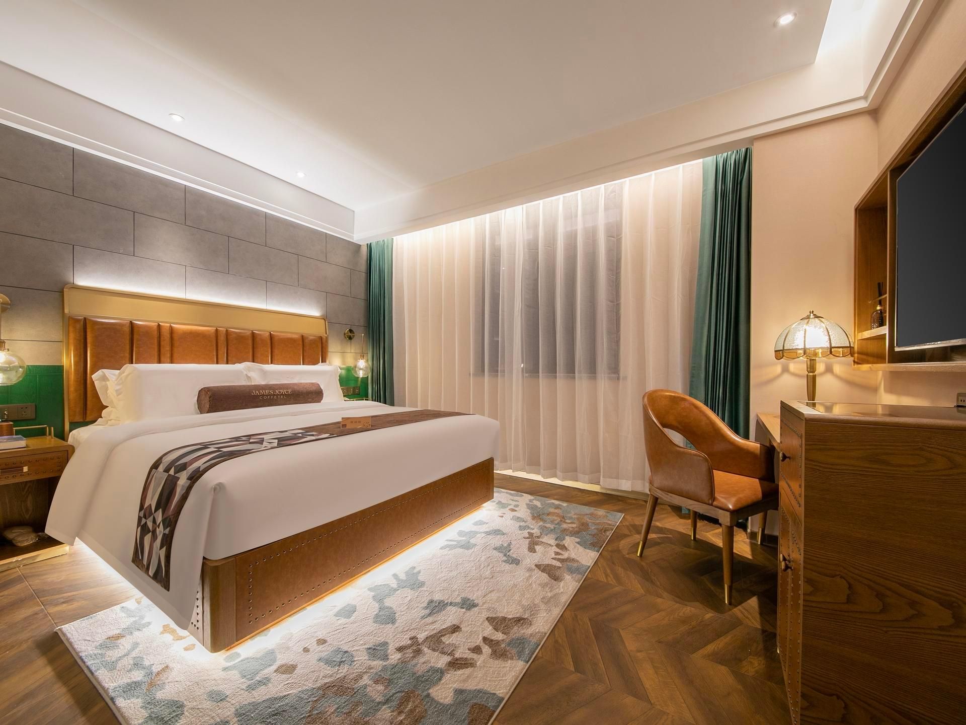 James Joyce - Feifan Bed Room