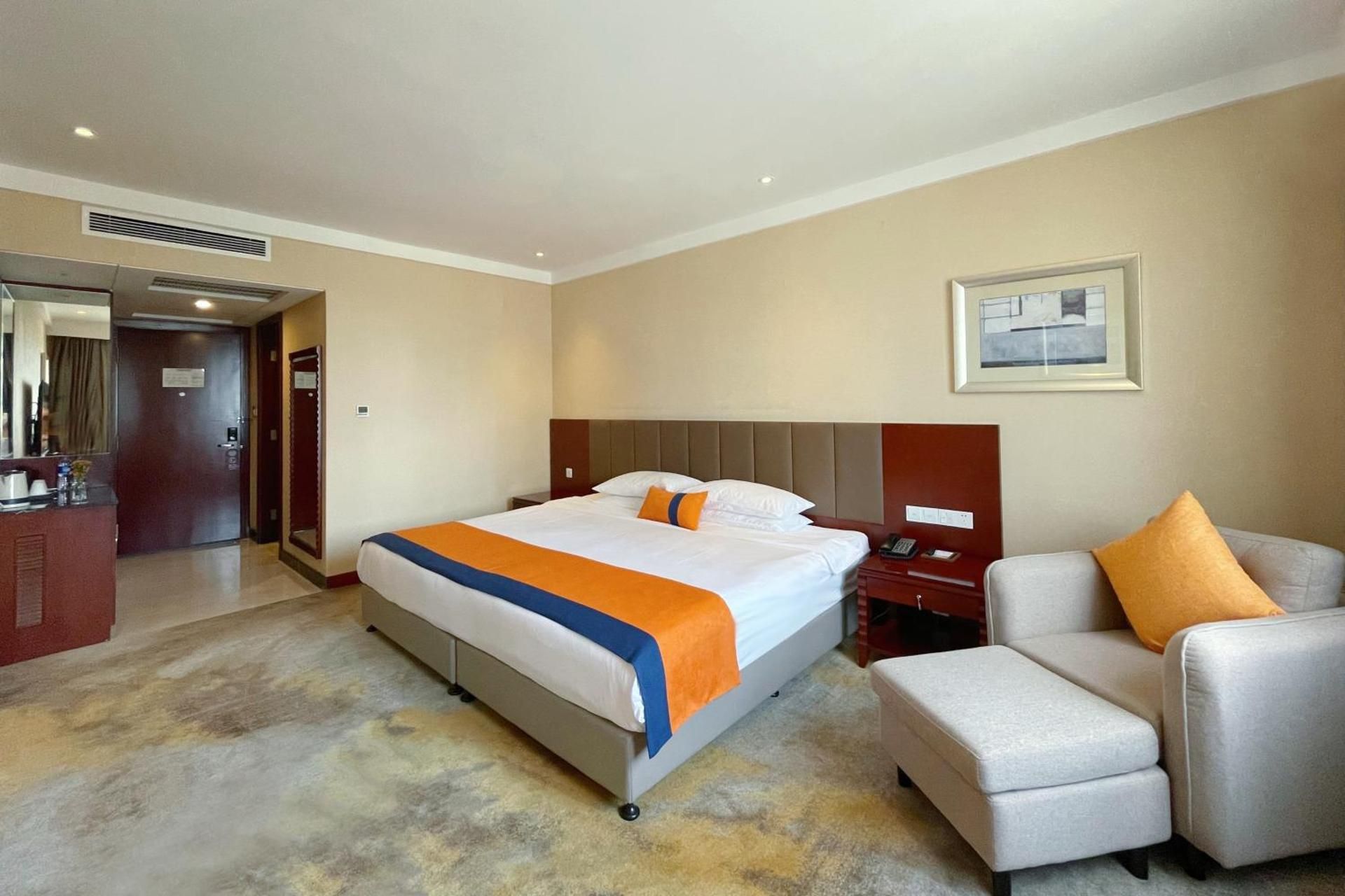 Superior Queen Room