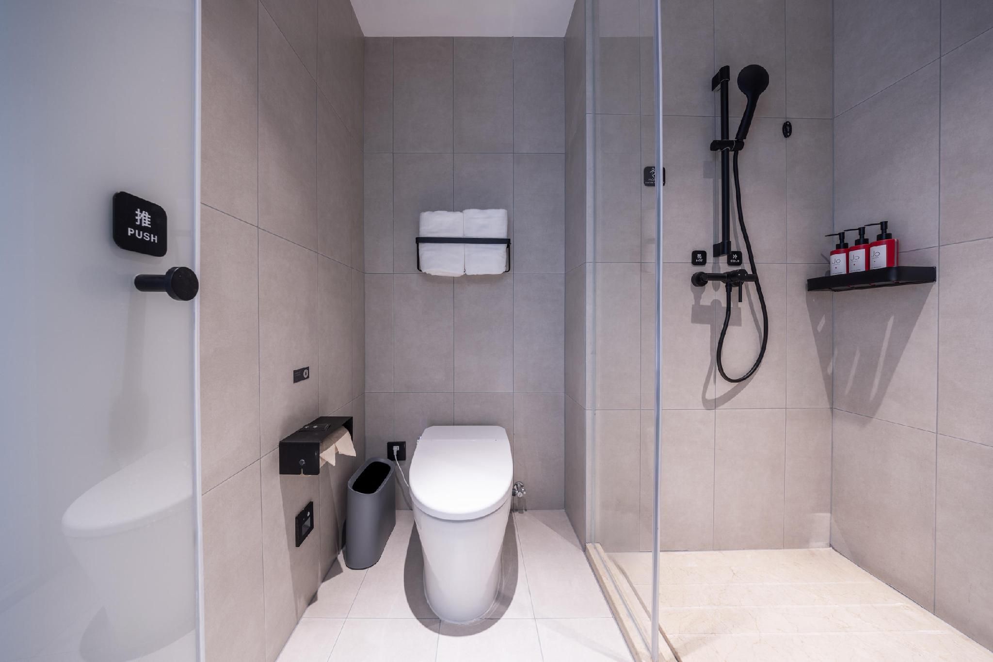Atour - Standard 1 Bed Room