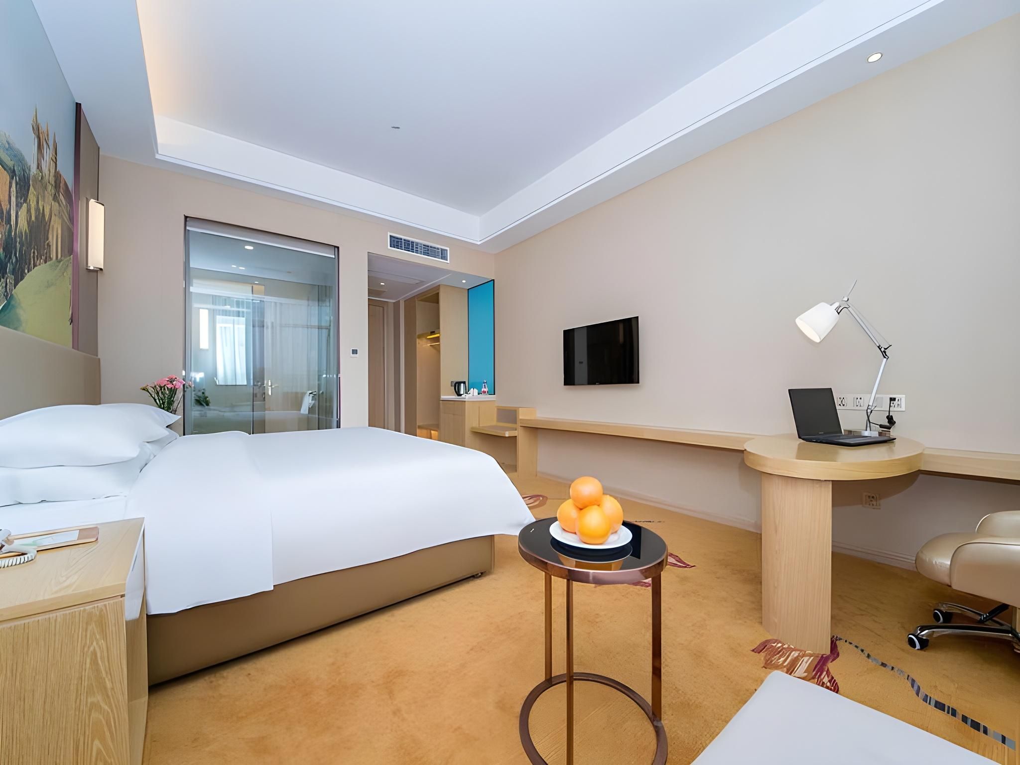 Business King Room