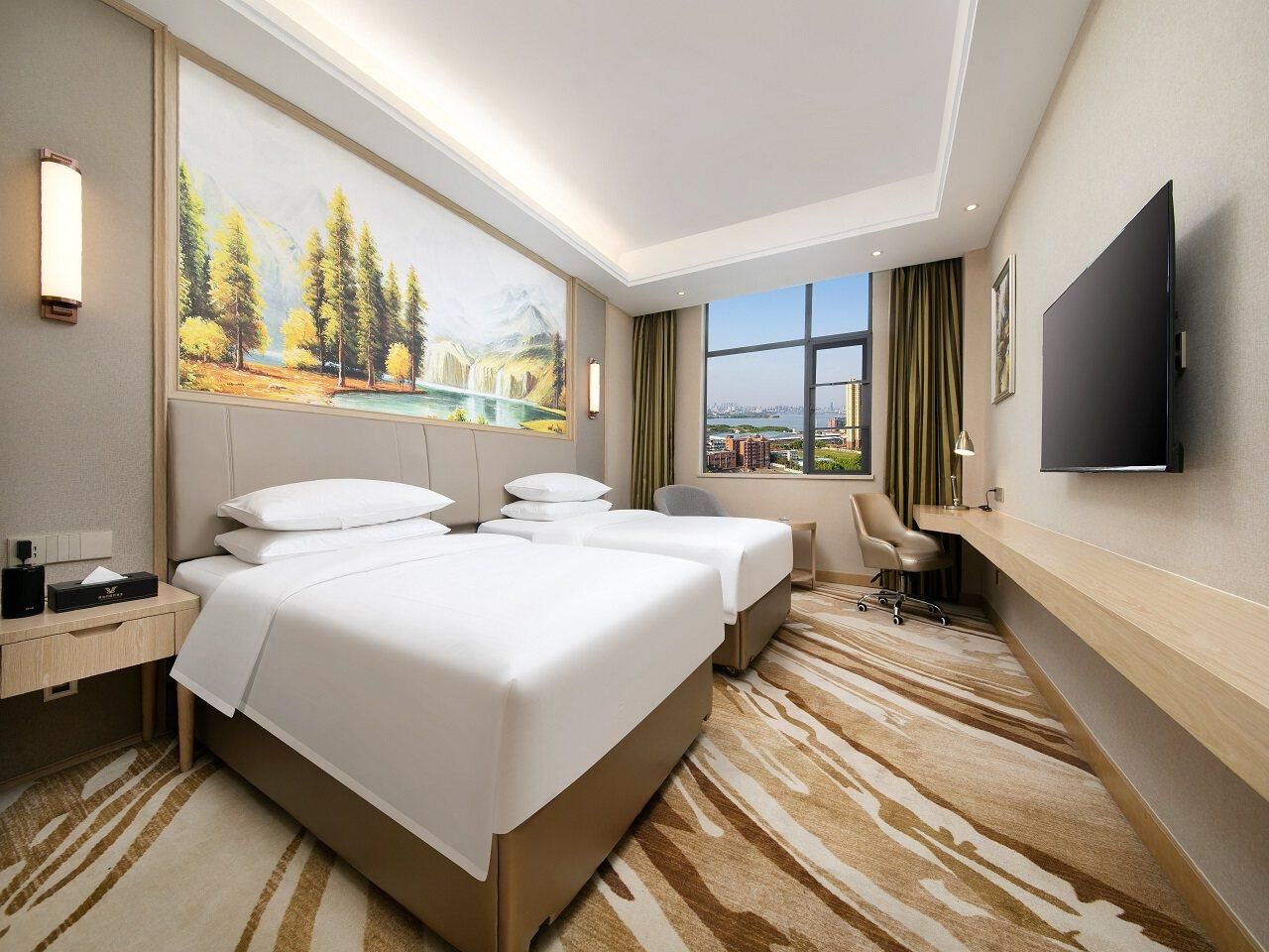 WH - Deluxe Room Twin