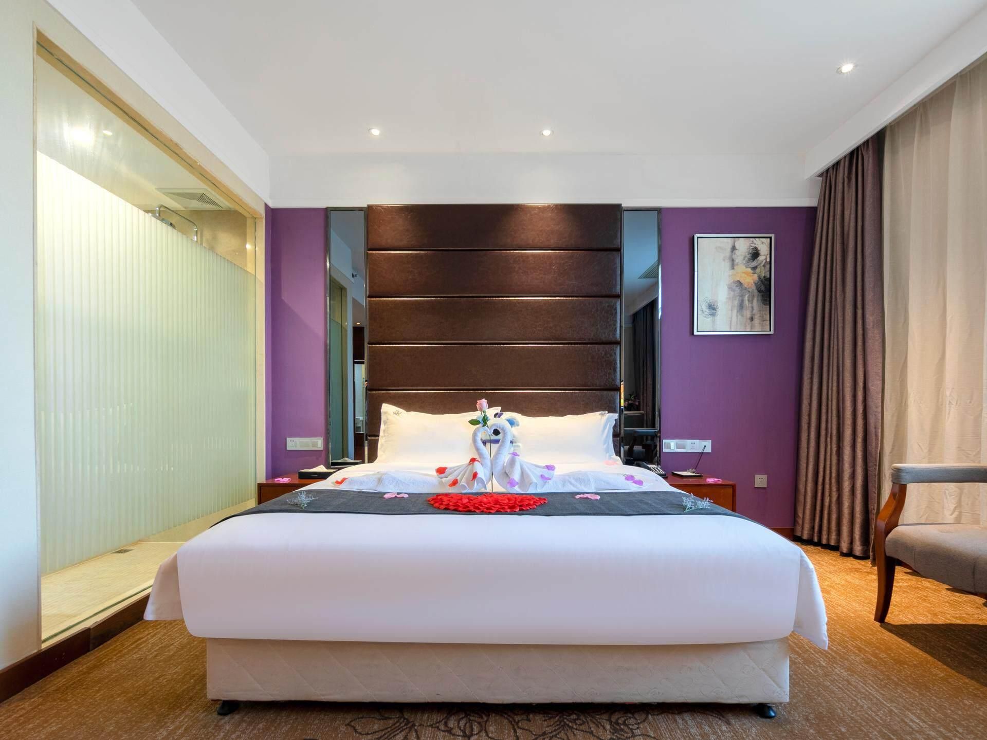 WH - Youxiang Romantic Room